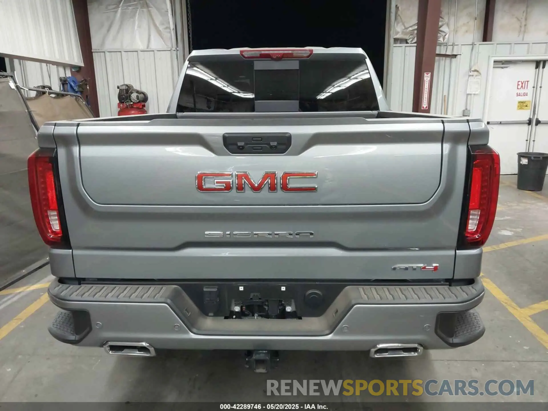 16 Photograph of a damaged car 3GTUUEE86SG154454 GMC SIERRA 1500 2025