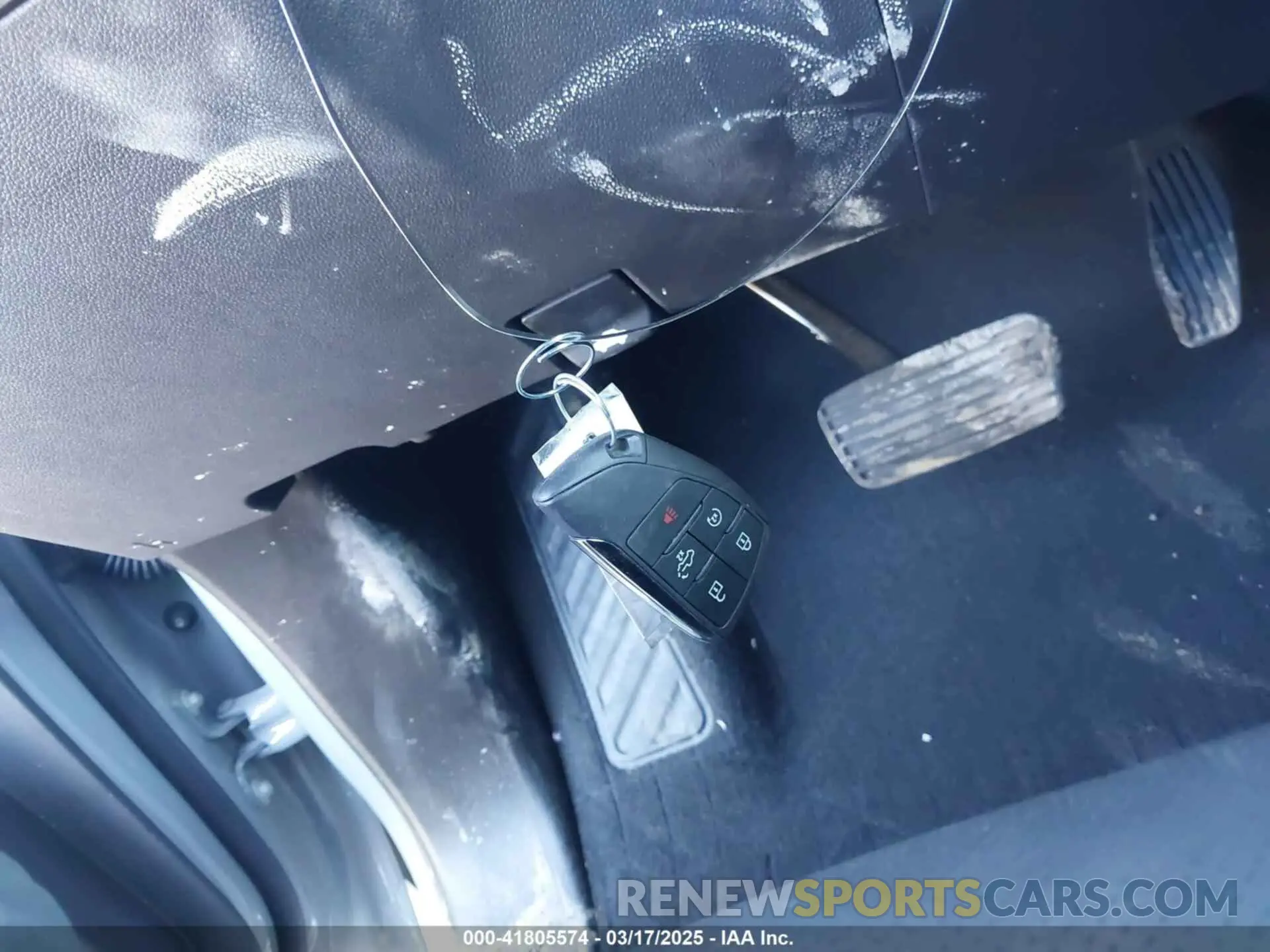11 Photograph of a damaged car 3GTUUEELXSG138620 GMC SIERRA 1500 2025