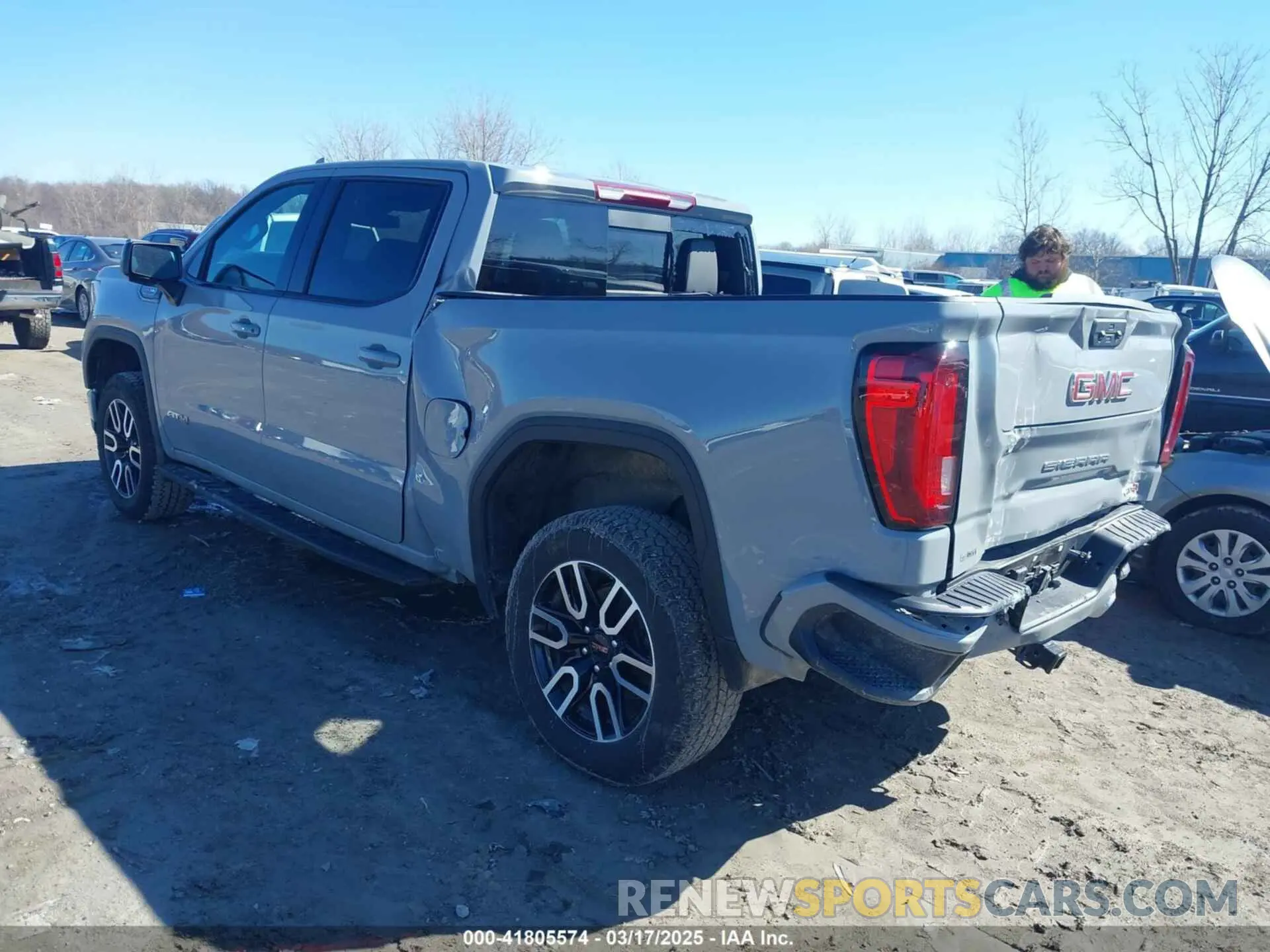 3 Photograph of a damaged car 3GTUUEELXSG138620 GMC SIERRA 1500 2025