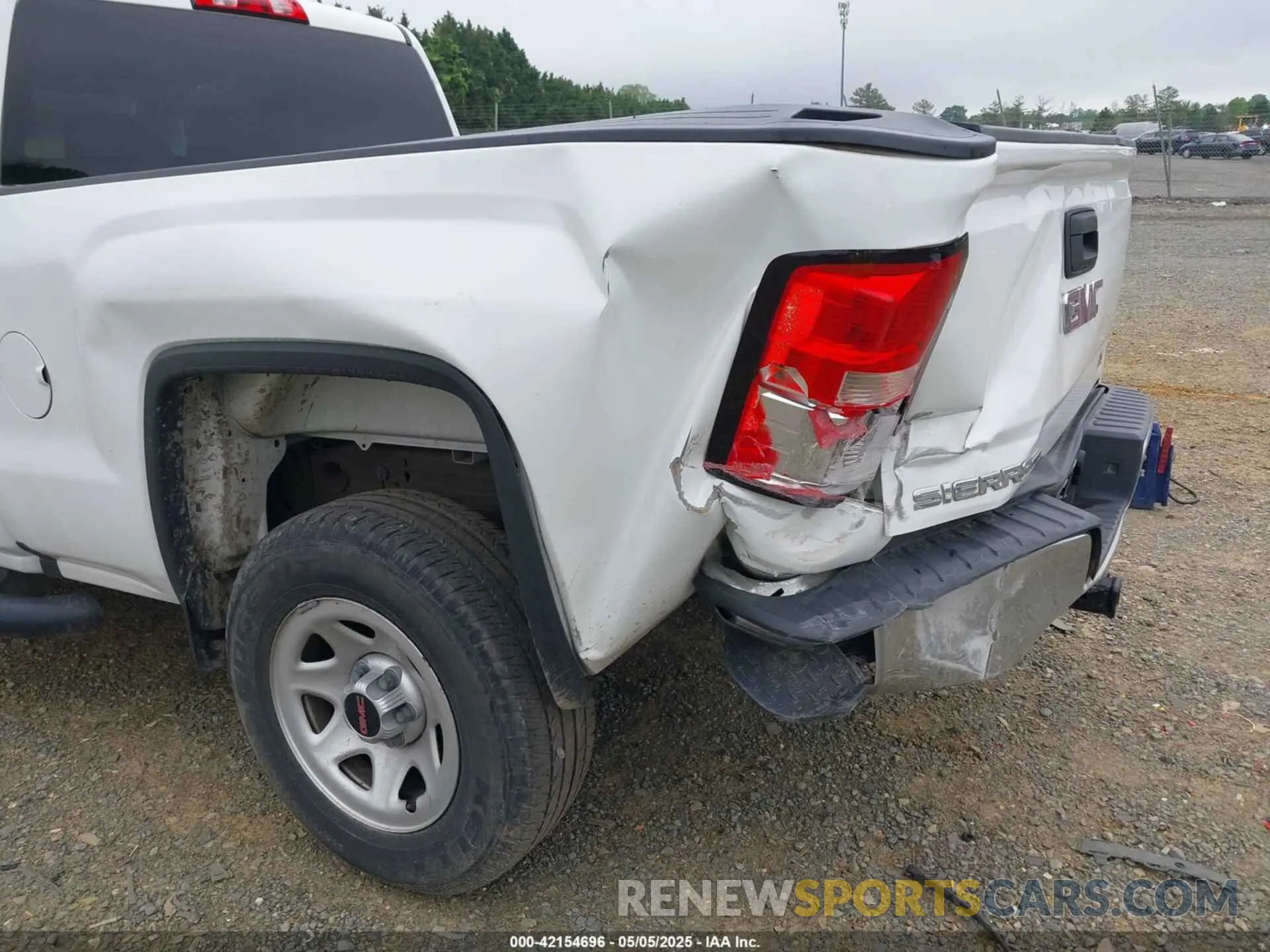 6 Photograph of a damaged car 2GTR1LEC4K1219978 GMC SIERRA 1500 LIMITED 2019