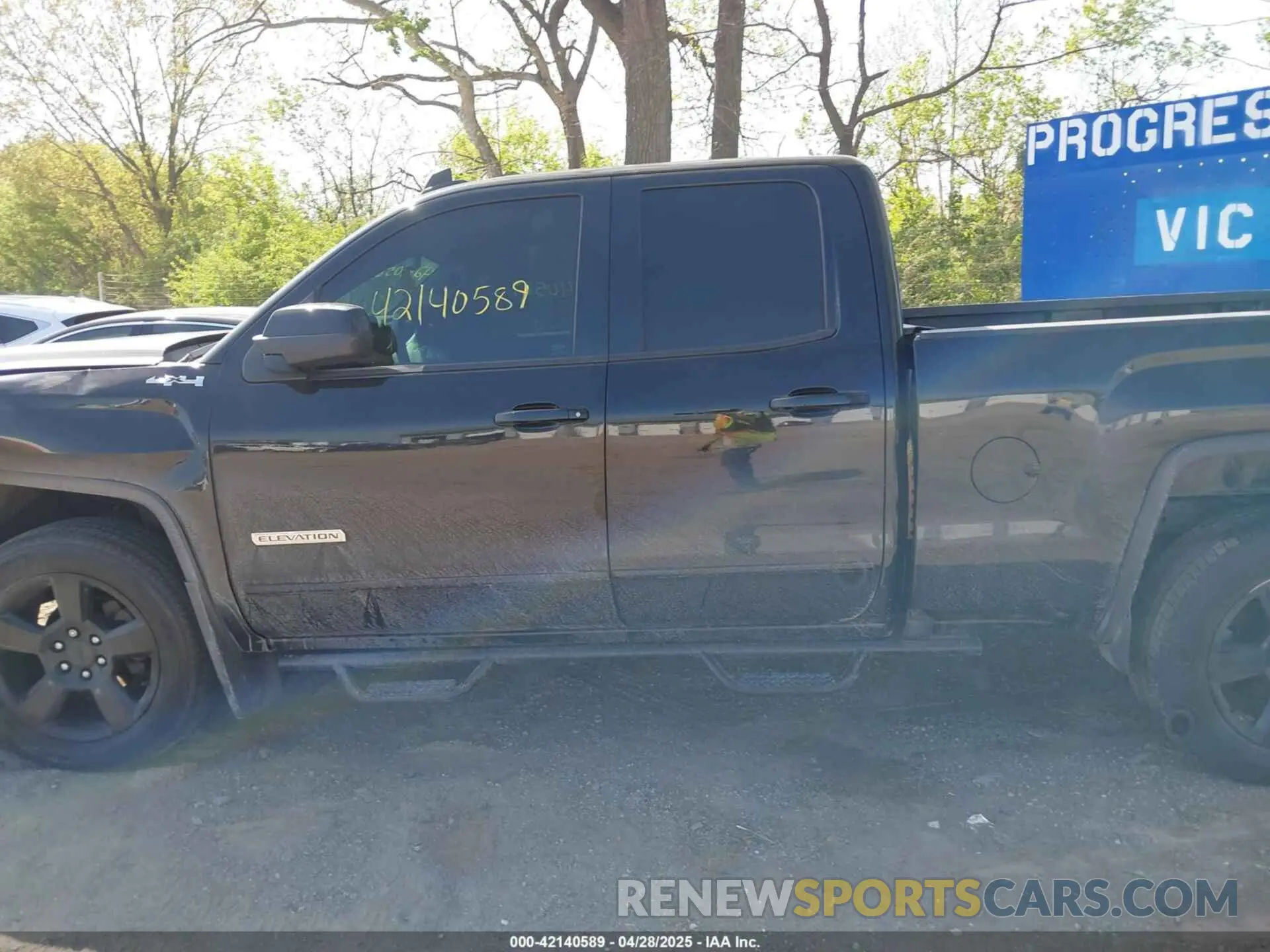 14 Photograph of a damaged car 2GTV2LEC4K1125109 GMC SIERRA 1500 LIMITED 2019
