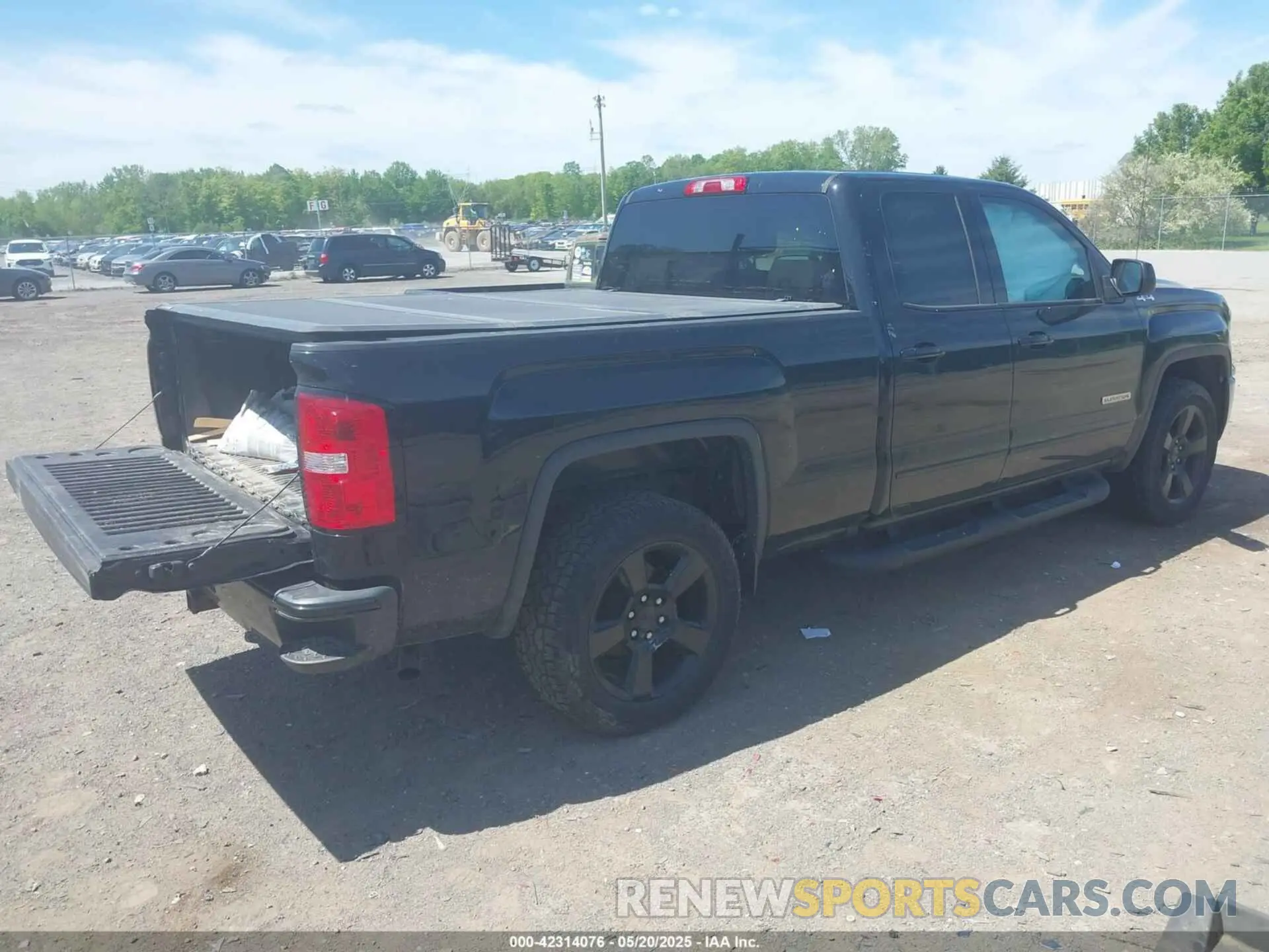 4 Photograph of a damaged car 2GTV2LEC6K1237491 GMC SIERRA 1500 LIMITED 2019