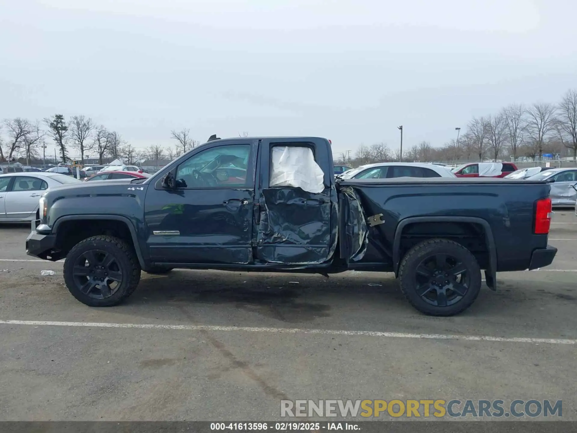 14 Photograph of a damaged car 2GTV2LEC8K1156749 GMC SIERRA 1500 LIMITED 2019