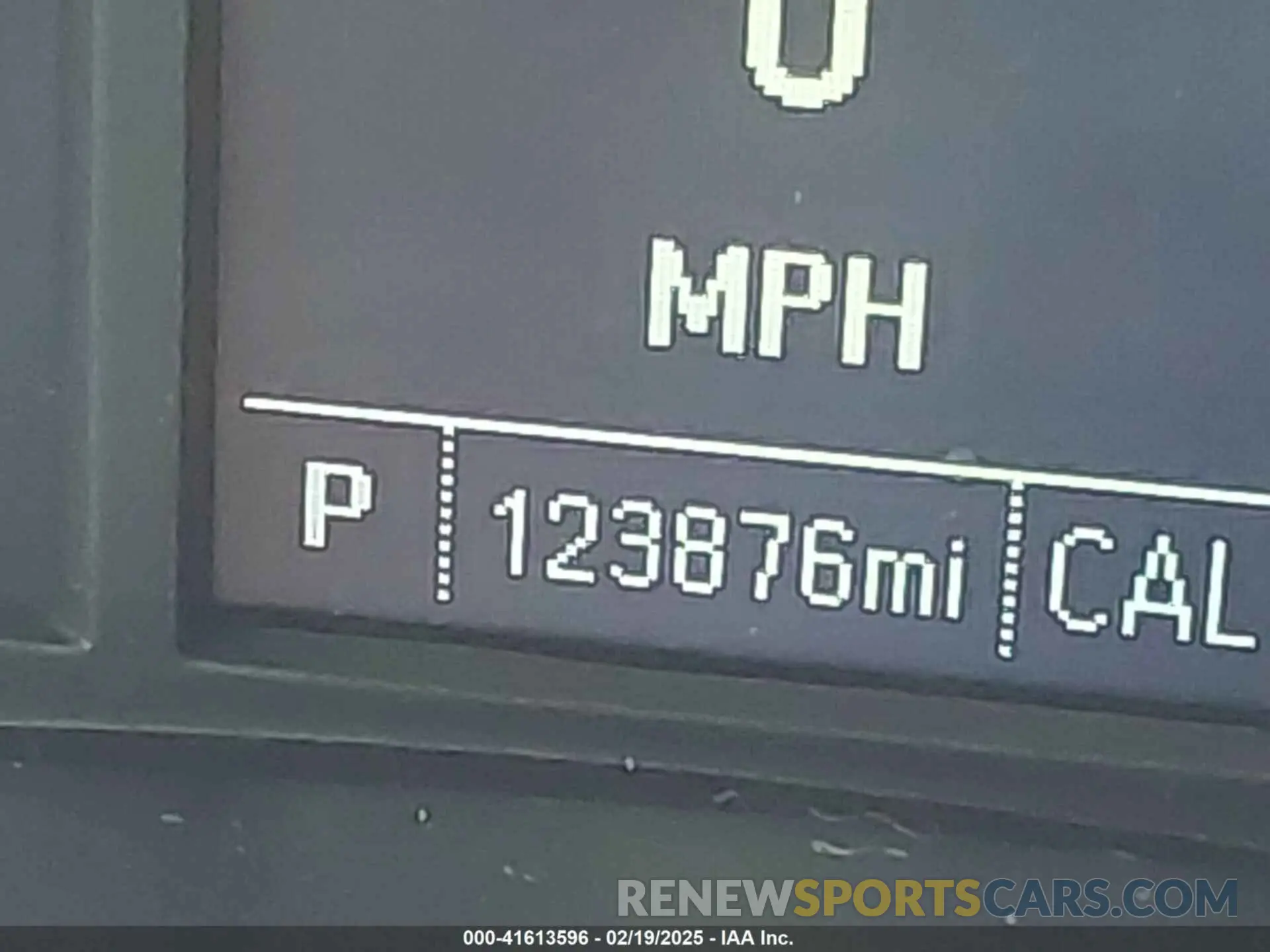 15 Photograph of a damaged car 2GTV2LEC8K1156749 GMC SIERRA 1500 LIMITED 2019
