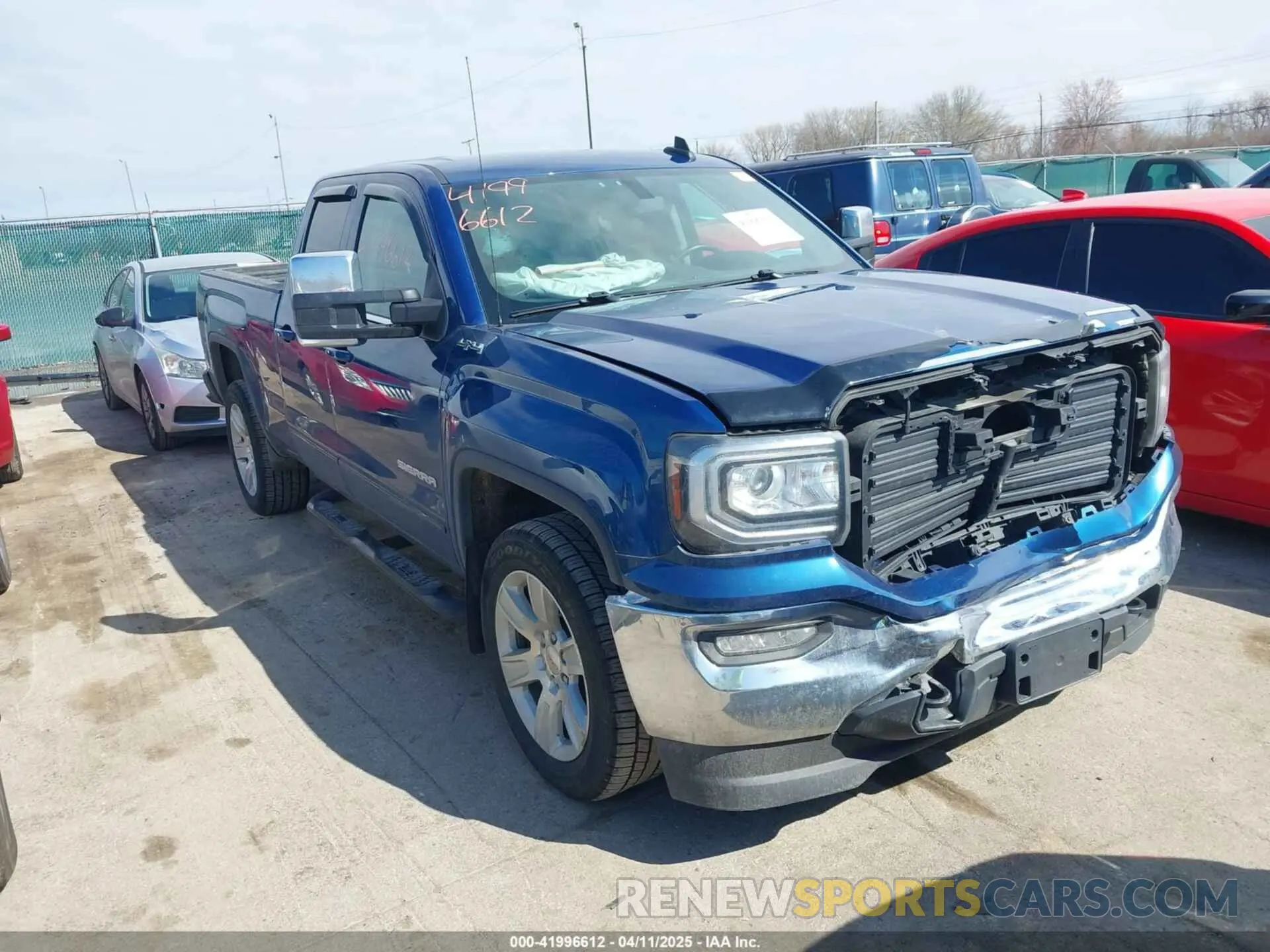 1 Photograph of a damaged car 2GTV2MEC5K1102900 GMC SIERRA 1500 LIMITED 2019