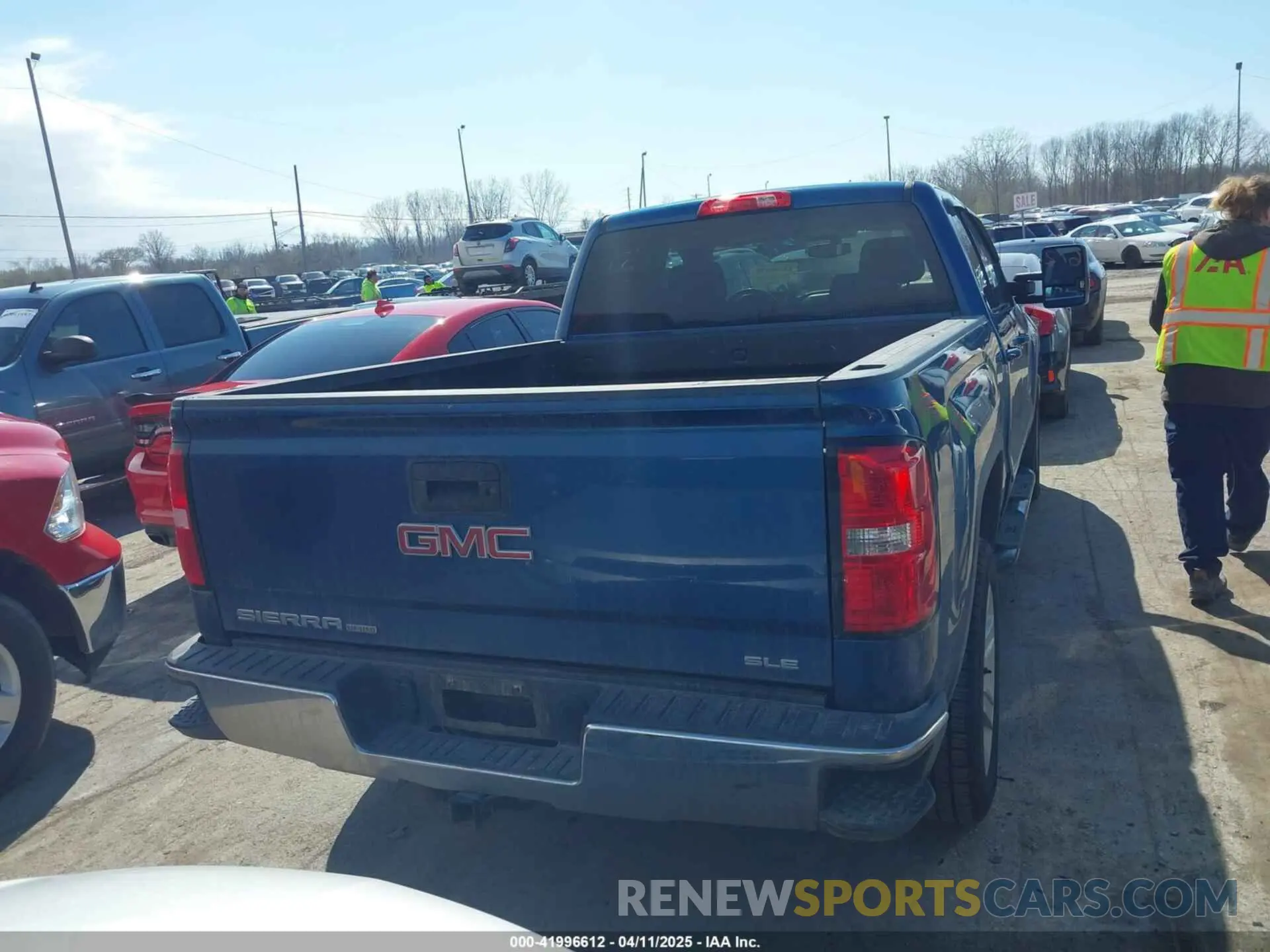 17 Photograph of a damaged car 2GTV2MEC5K1102900 GMC SIERRA 1500 LIMITED 2019