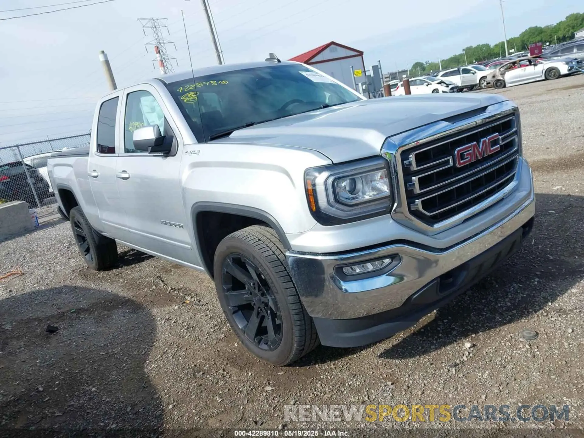 1 Photograph of a damaged car 2GTV2MEC5K1239240 GMC SIERRA 1500 LIMITED 2019