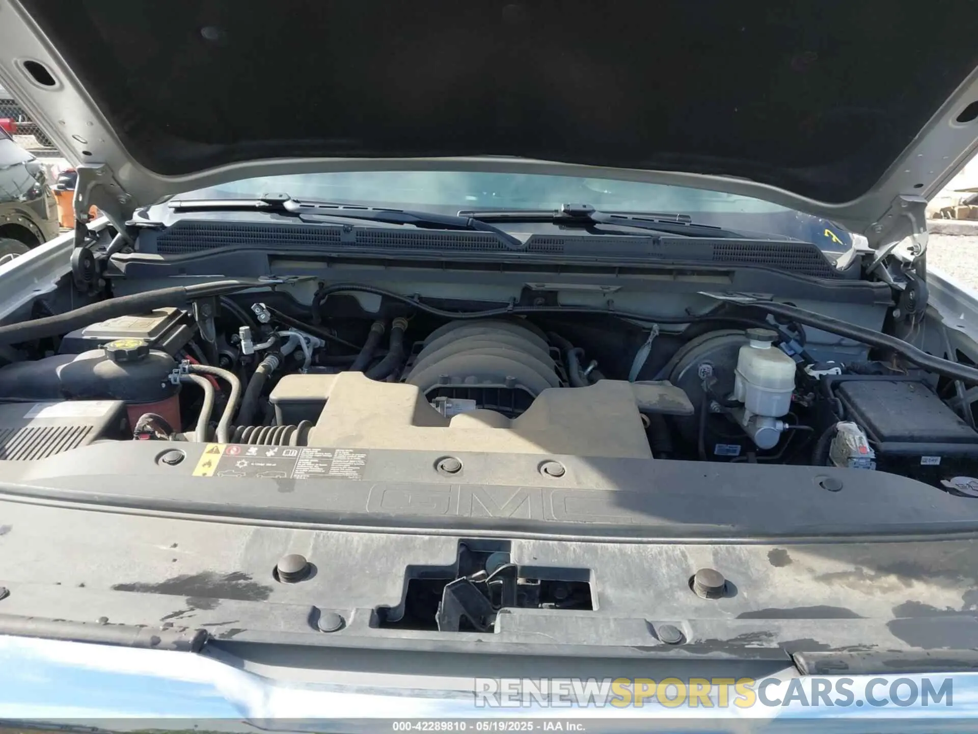 10 Photograph of a damaged car 2GTV2MEC5K1239240 GMC SIERRA 1500 LIMITED 2019