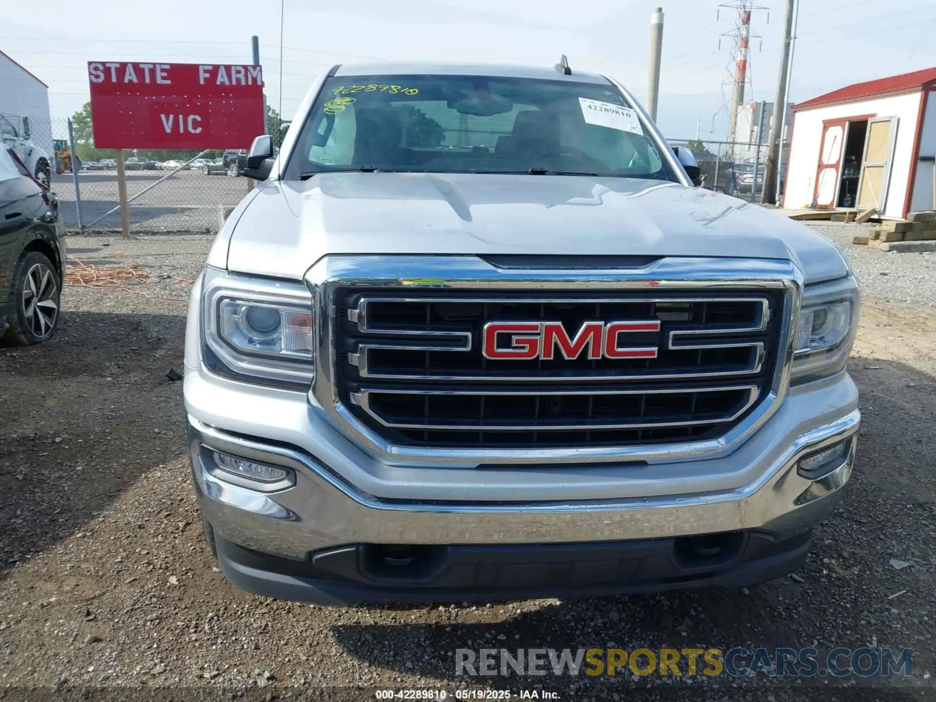 12 Photograph of a damaged car 2GTV2MEC5K1239240 GMC SIERRA 1500 LIMITED 2019