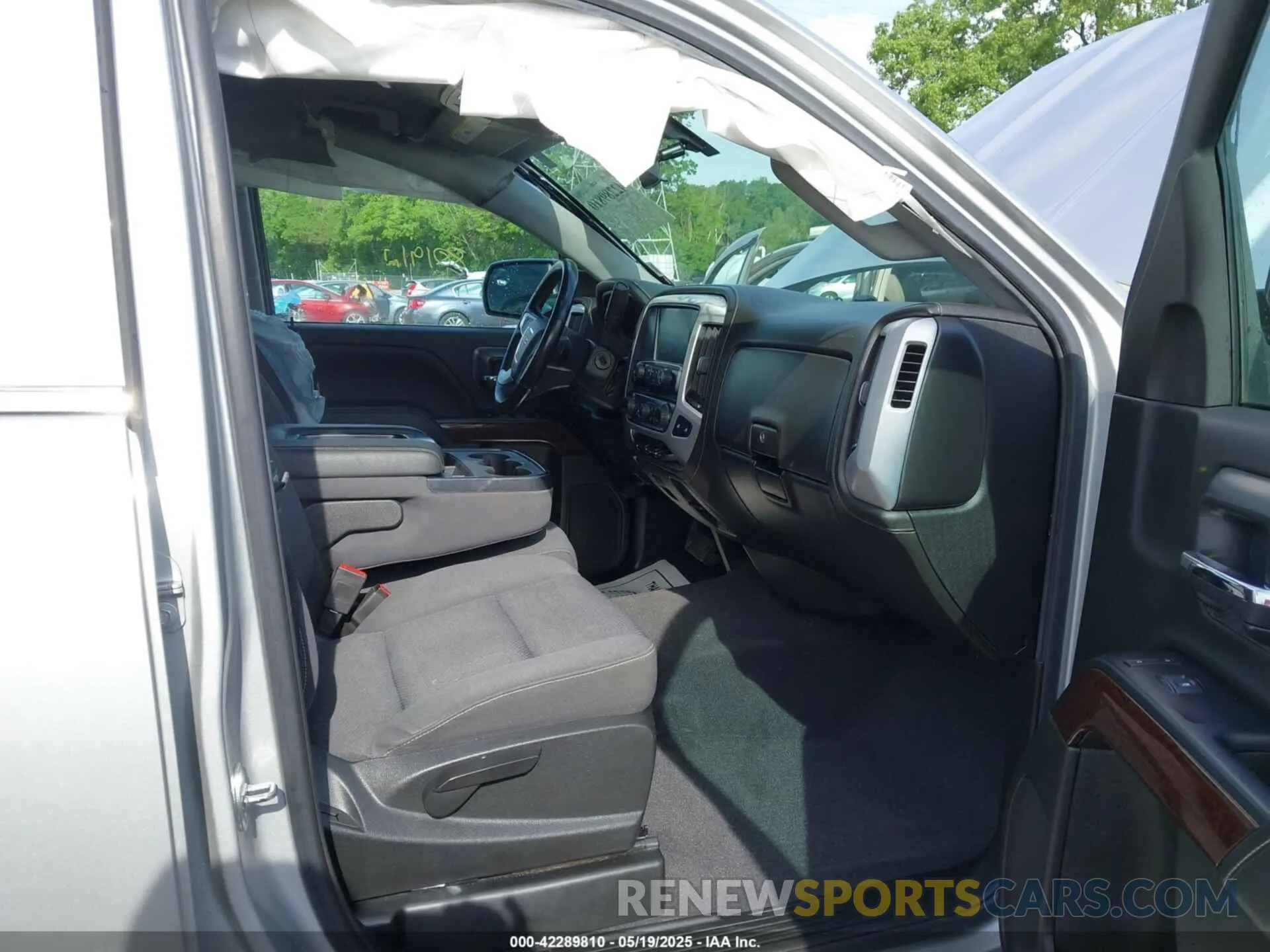 5 Photograph of a damaged car 2GTV2MEC5K1239240 GMC SIERRA 1500 LIMITED 2019