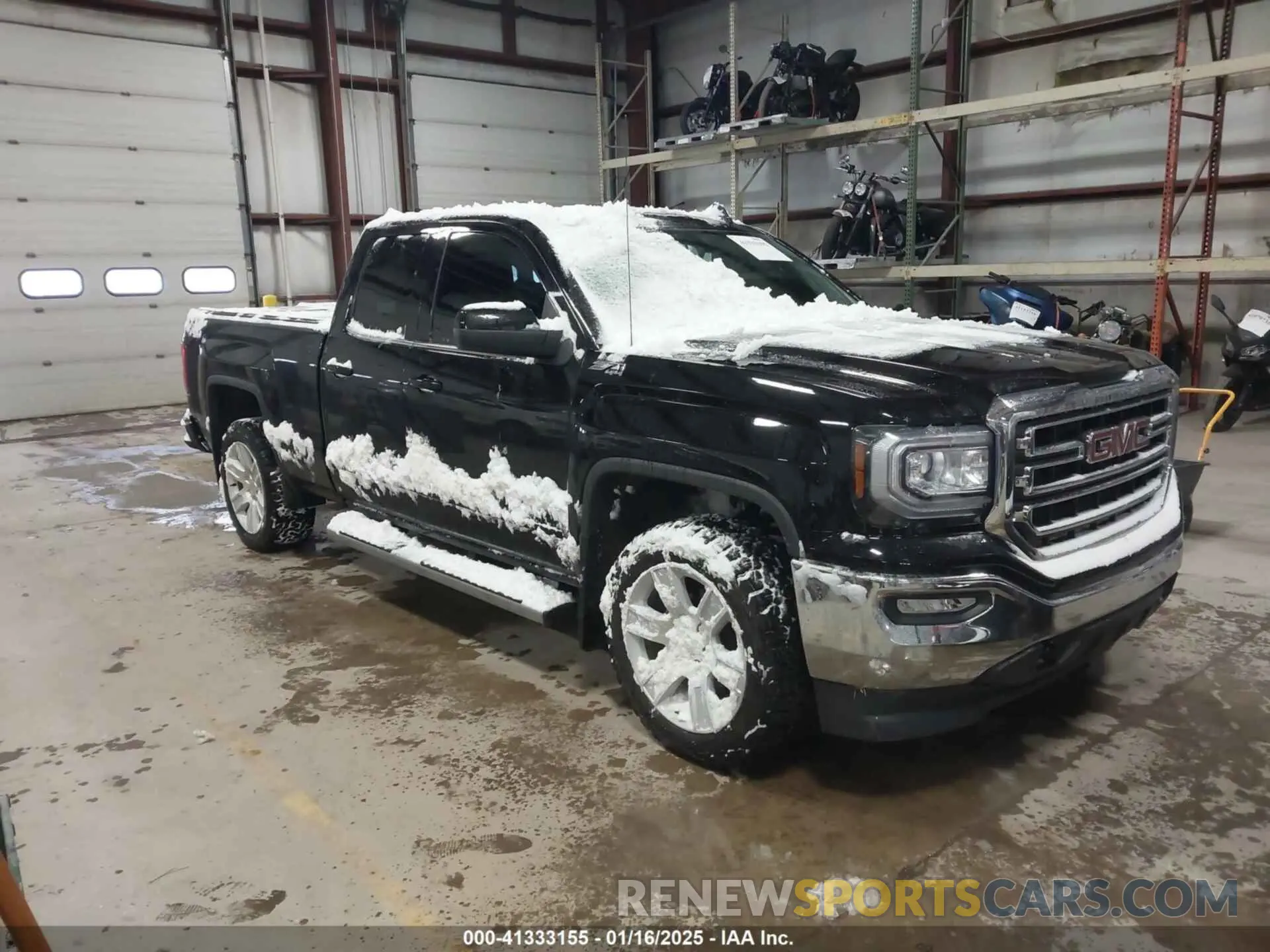 1 Photograph of a damaged car 2GTV2MEC6K1126798 GMC SIERRA 1500 LIMITED 2019