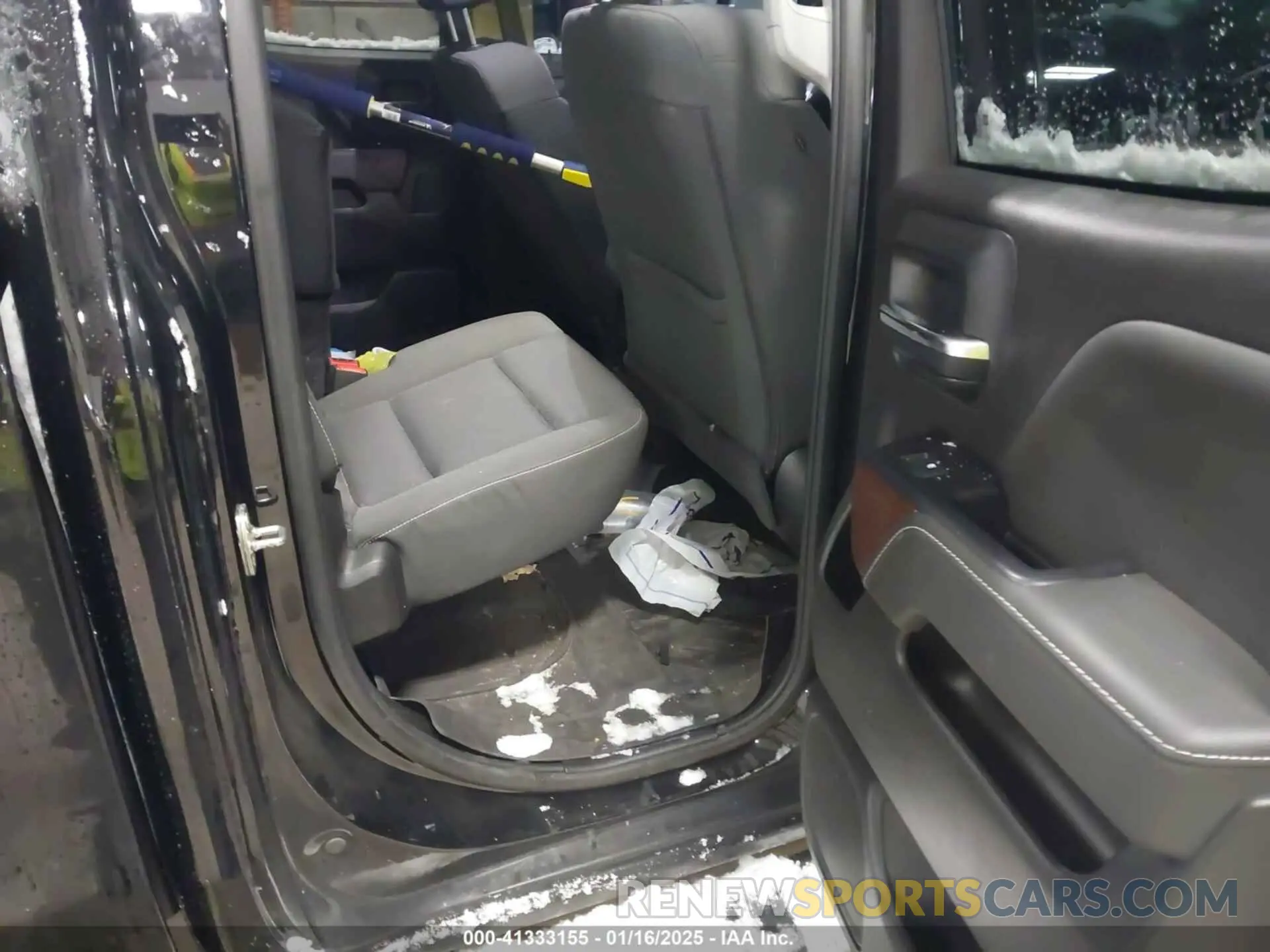 8 Photograph of a damaged car 2GTV2MEC6K1126798 GMC SIERRA 1500 LIMITED 2019