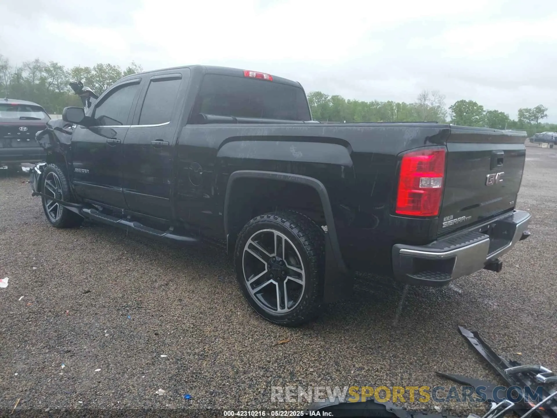3 Photograph of a damaged car 2GTV2MEC8K1187571 GMC SIERRA 1500 LIMITED 2019