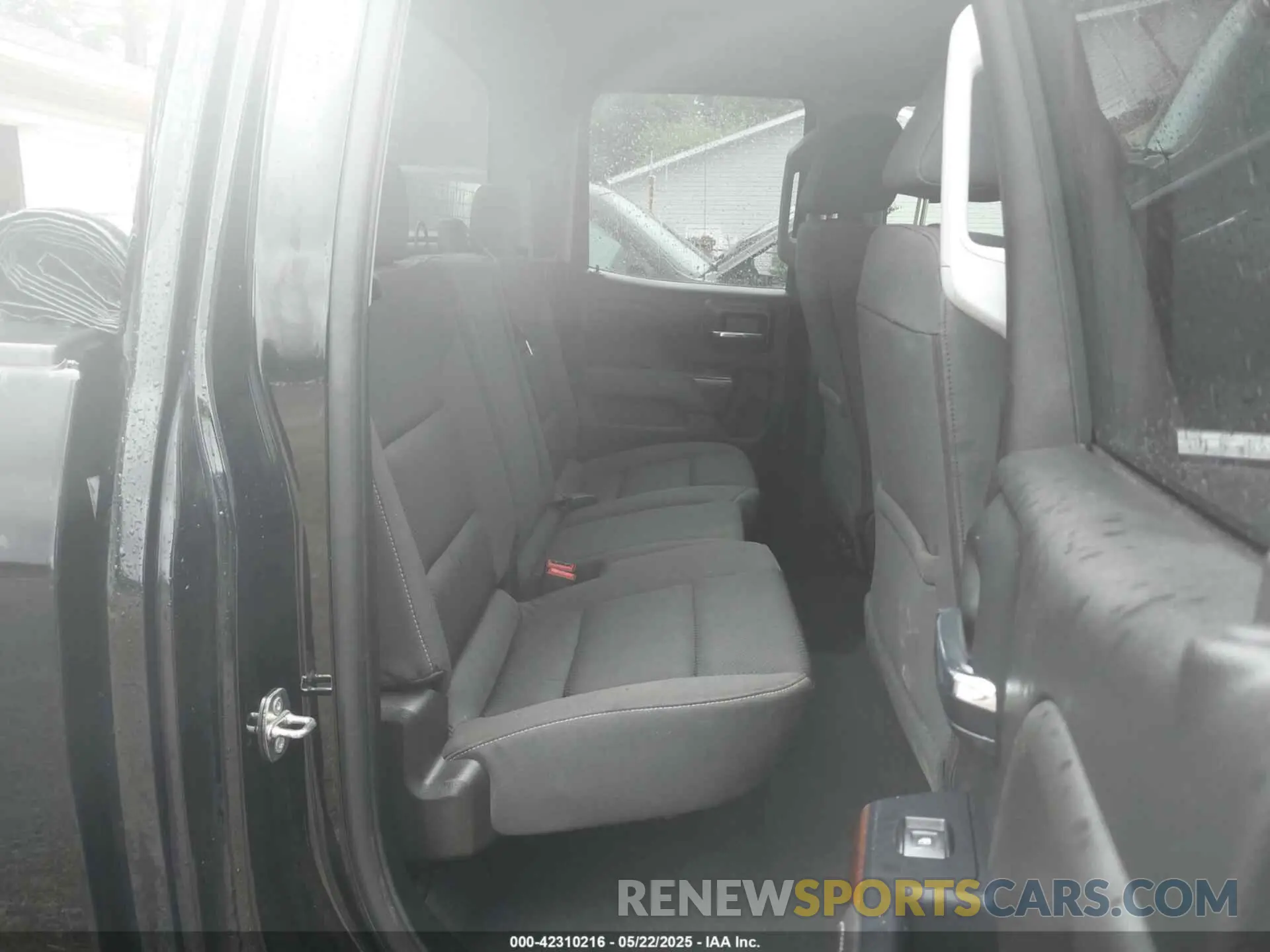 8 Photograph of a damaged car 2GTV2MEC8K1187571 GMC SIERRA 1500 LIMITED 2019
