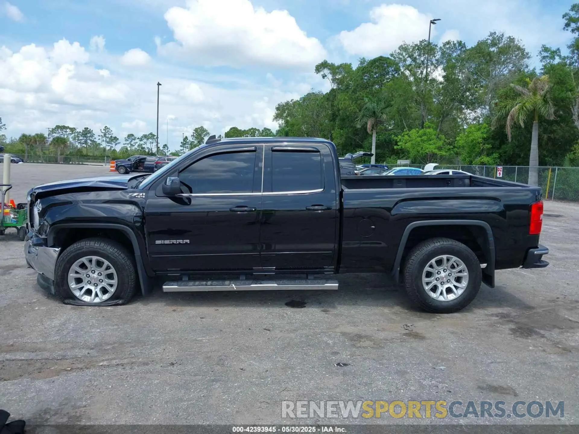 14 Photograph of a damaged car 2GTV2MEC8K1239457 GMC SIERRA 1500 LIMITED 2019