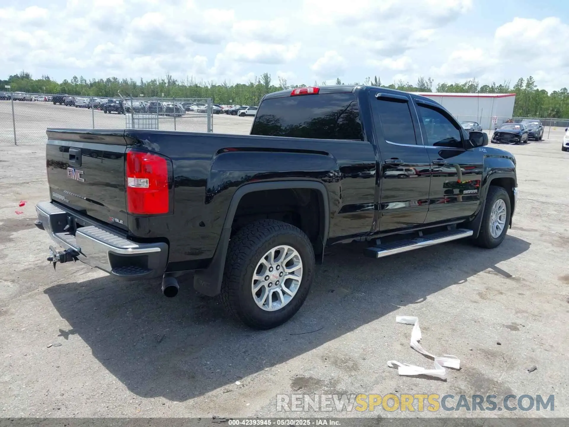 4 Photograph of a damaged car 2GTV2MEC8K1239457 GMC SIERRA 1500 LIMITED 2019