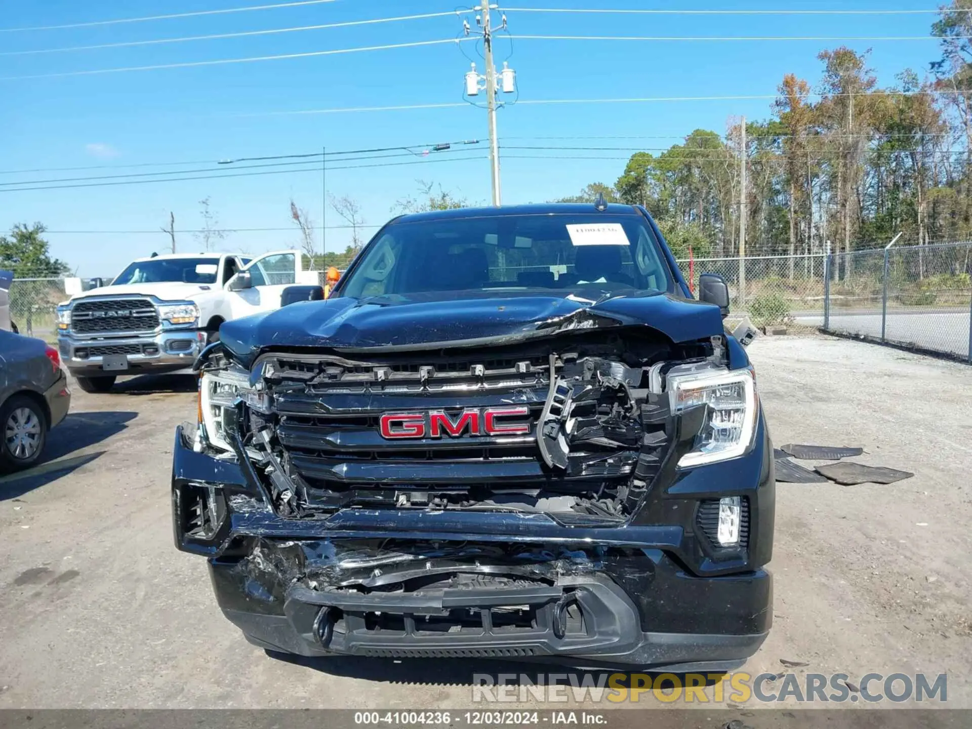 12 Photograph of a damaged car 1GTR8CEK5NZ227330 GMC SIERRA 1500 LIMITED 2022