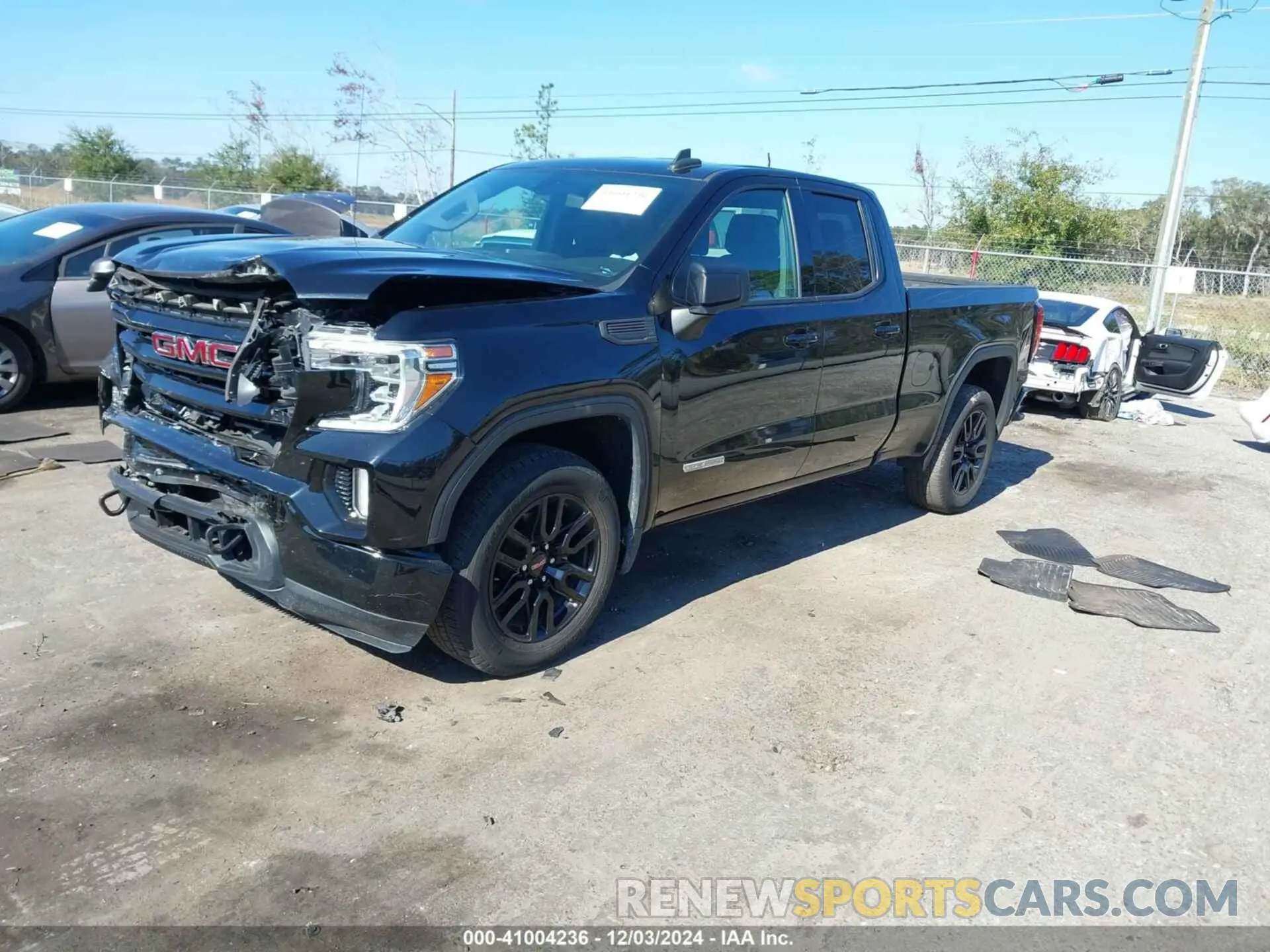 2 Photograph of a damaged car 1GTR8CEK5NZ227330 GMC SIERRA 1500 LIMITED 2022
