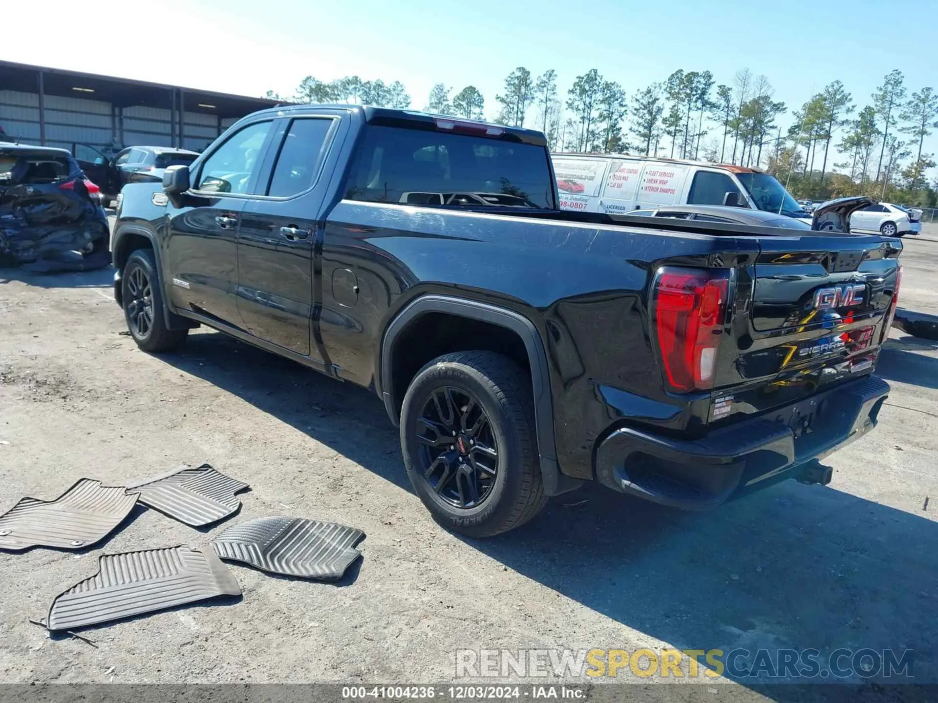 3 Photograph of a damaged car 1GTR8CEK5NZ227330 GMC SIERRA 1500 LIMITED 2022
