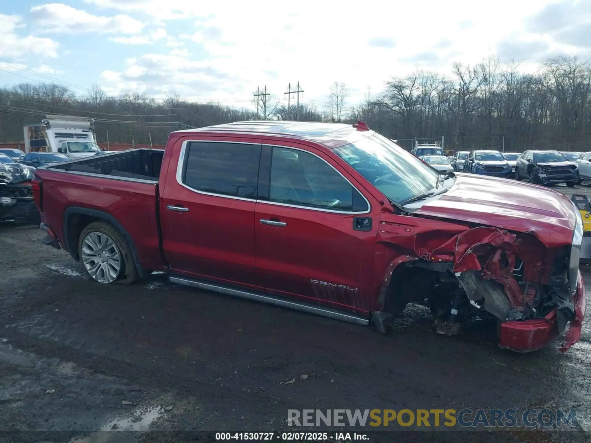 17 Photograph of a damaged car 1GTU9FEL3NZ197942 GMC SIERRA 1500 LIMITED 2022