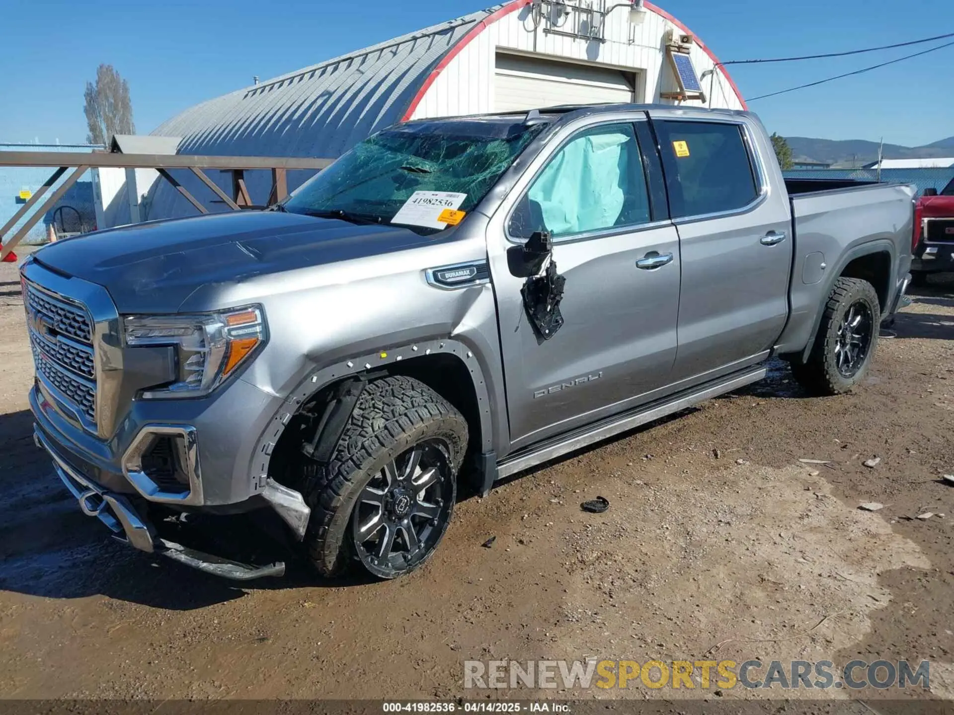 2 Photograph of a damaged car 1GTU9FETXNZ193239 GMC SIERRA 1500 LIMITED 2022