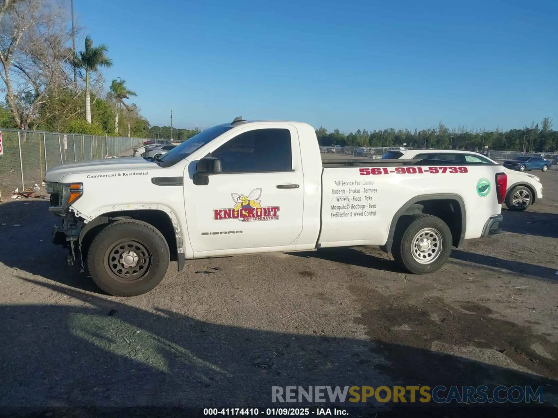 14 Photograph of a damaged car 3GTN8AED9NG169100 GMC SIERRA 1500 LIMITED 2022