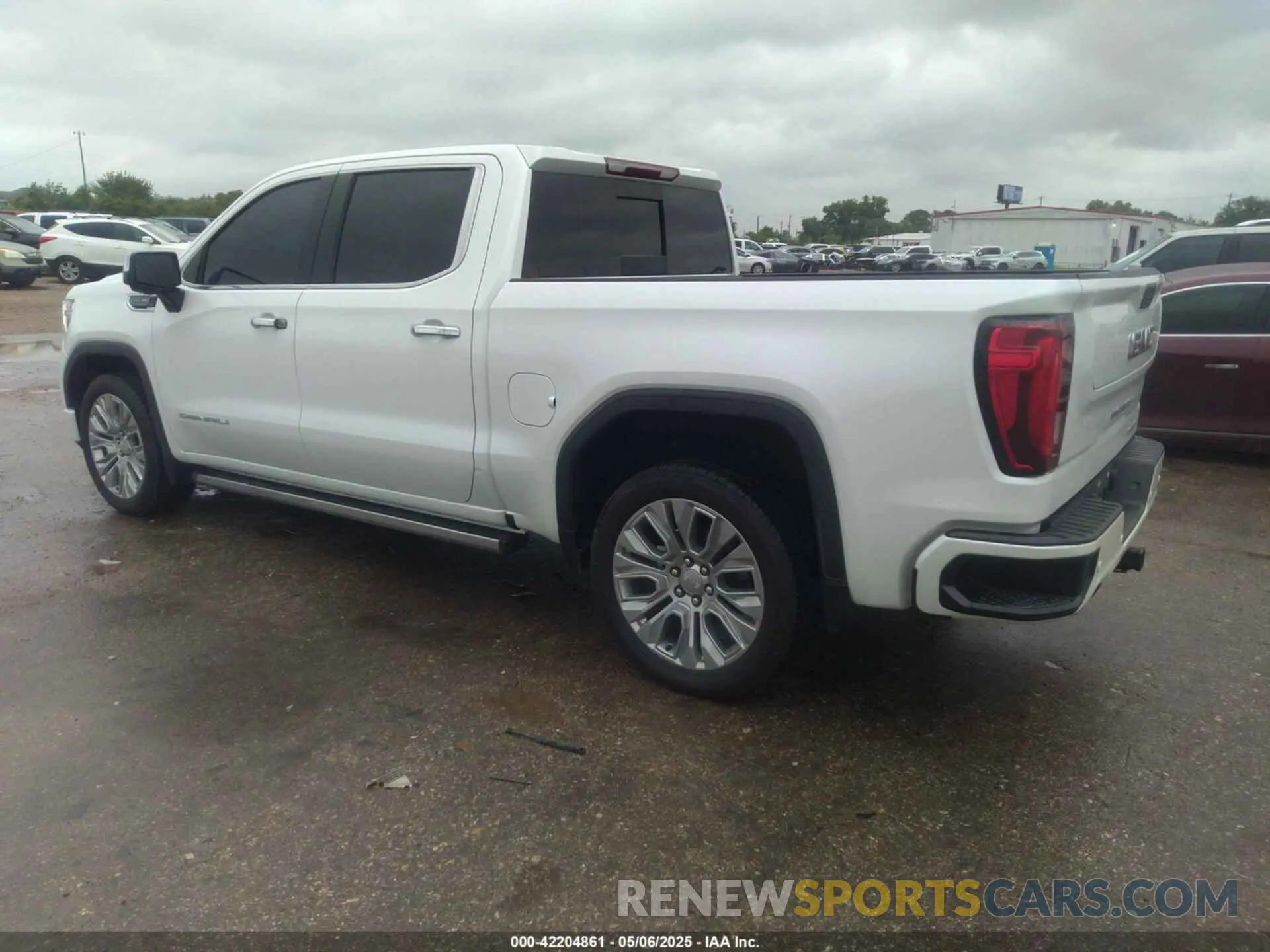 3 Photograph of a damaged car 3GTP8FED5NG185252 GMC SIERRA 1500 LIMITED 2022