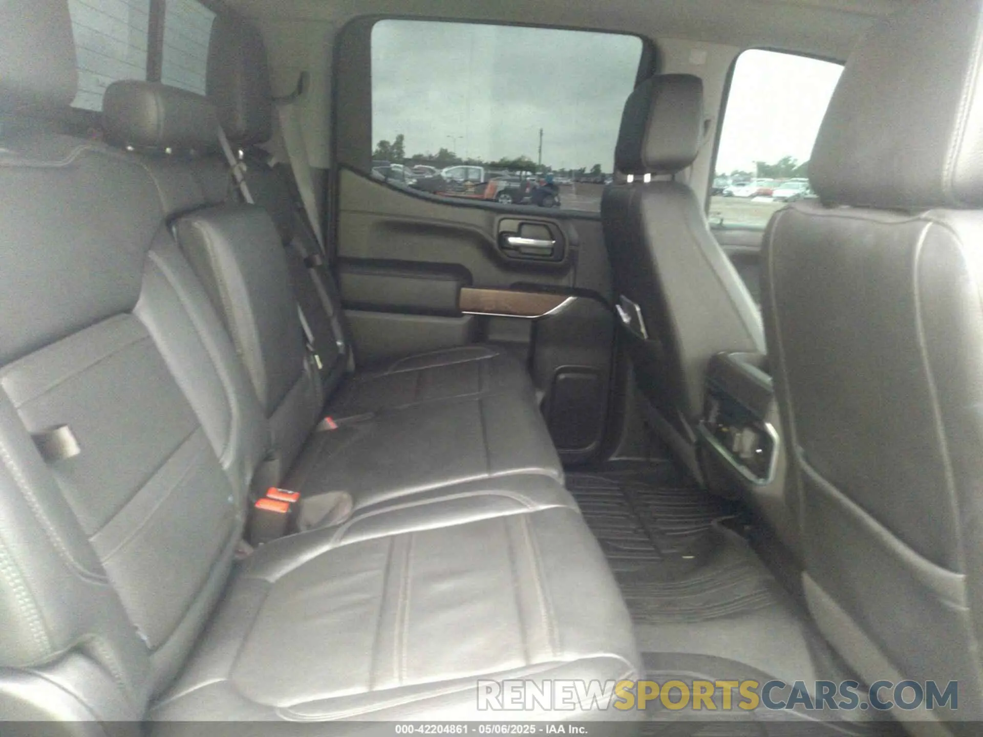 8 Photograph of a damaged car 3GTP8FED5NG185252 GMC SIERRA 1500 LIMITED 2022