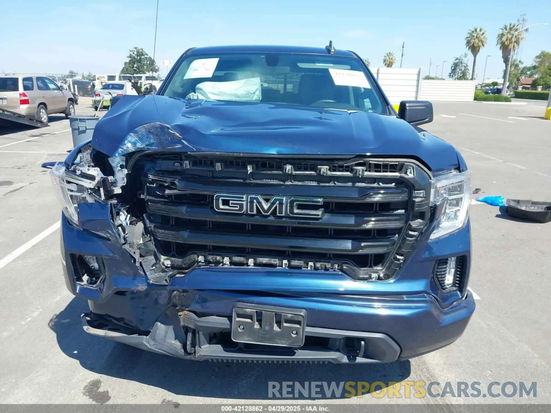 13 Photograph of a damaged car 3GTP9CEK0NG128483 GMC SIERRA 1500 LIMITED 2022