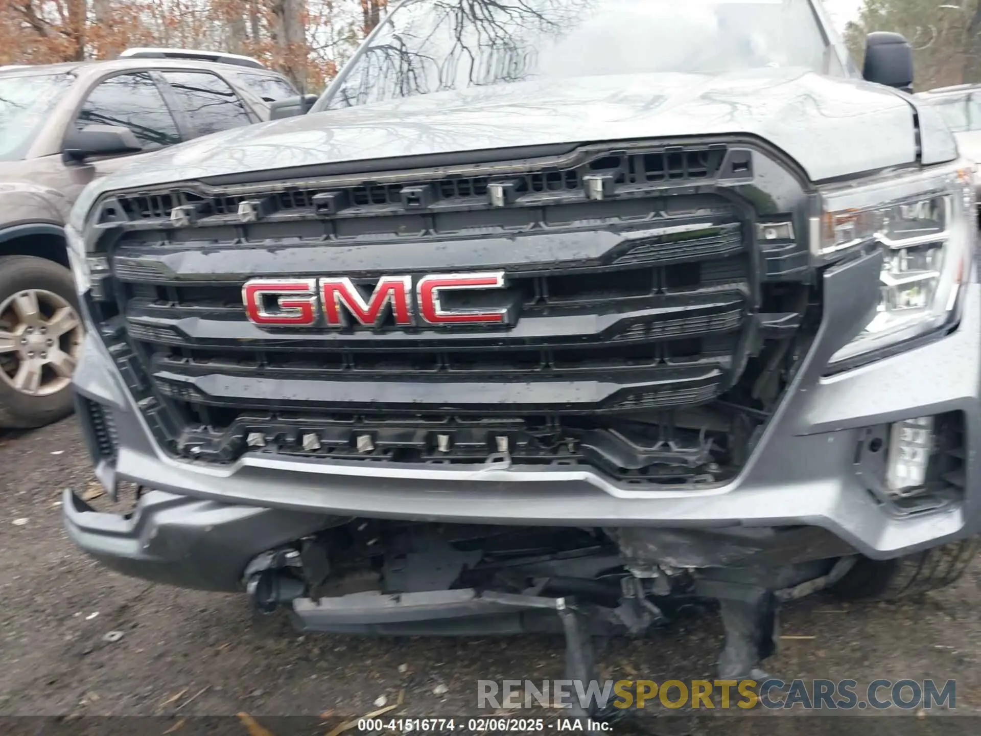 11 Photograph of a damaged car 3GTP9CEK8NG149761 GMC SIERRA 1500 LIMITED 2022