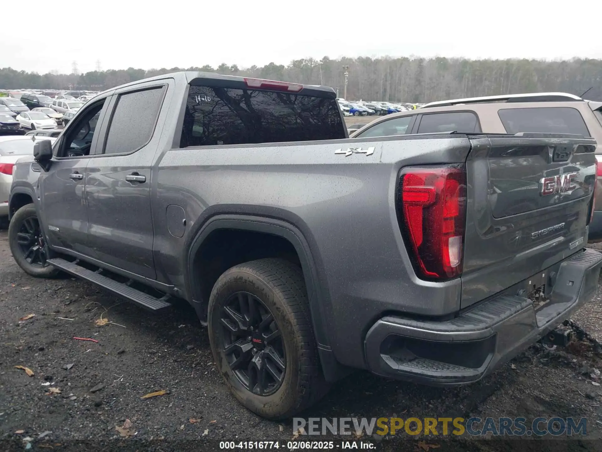 3 Photograph of a damaged car 3GTP9CEK8NG149761 GMC SIERRA 1500 LIMITED 2022