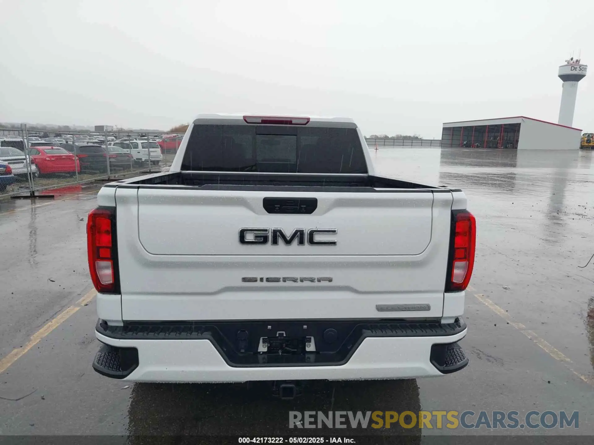 16 Photograph of a damaged car 3GTP9CEK9NG128465 GMC SIERRA 1500 LIMITED 2022