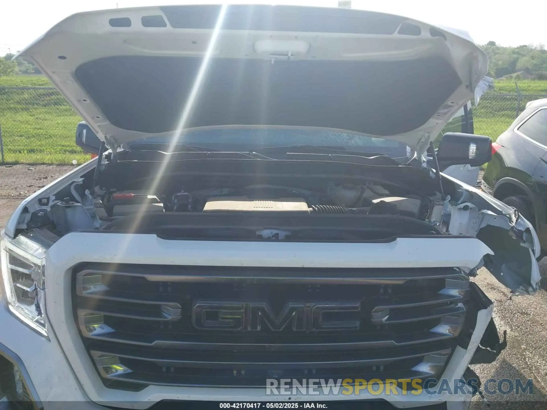 10 Photograph of a damaged car 3GTP9EEL8NG124797 GMC SIERRA 1500 LIMITED 2022