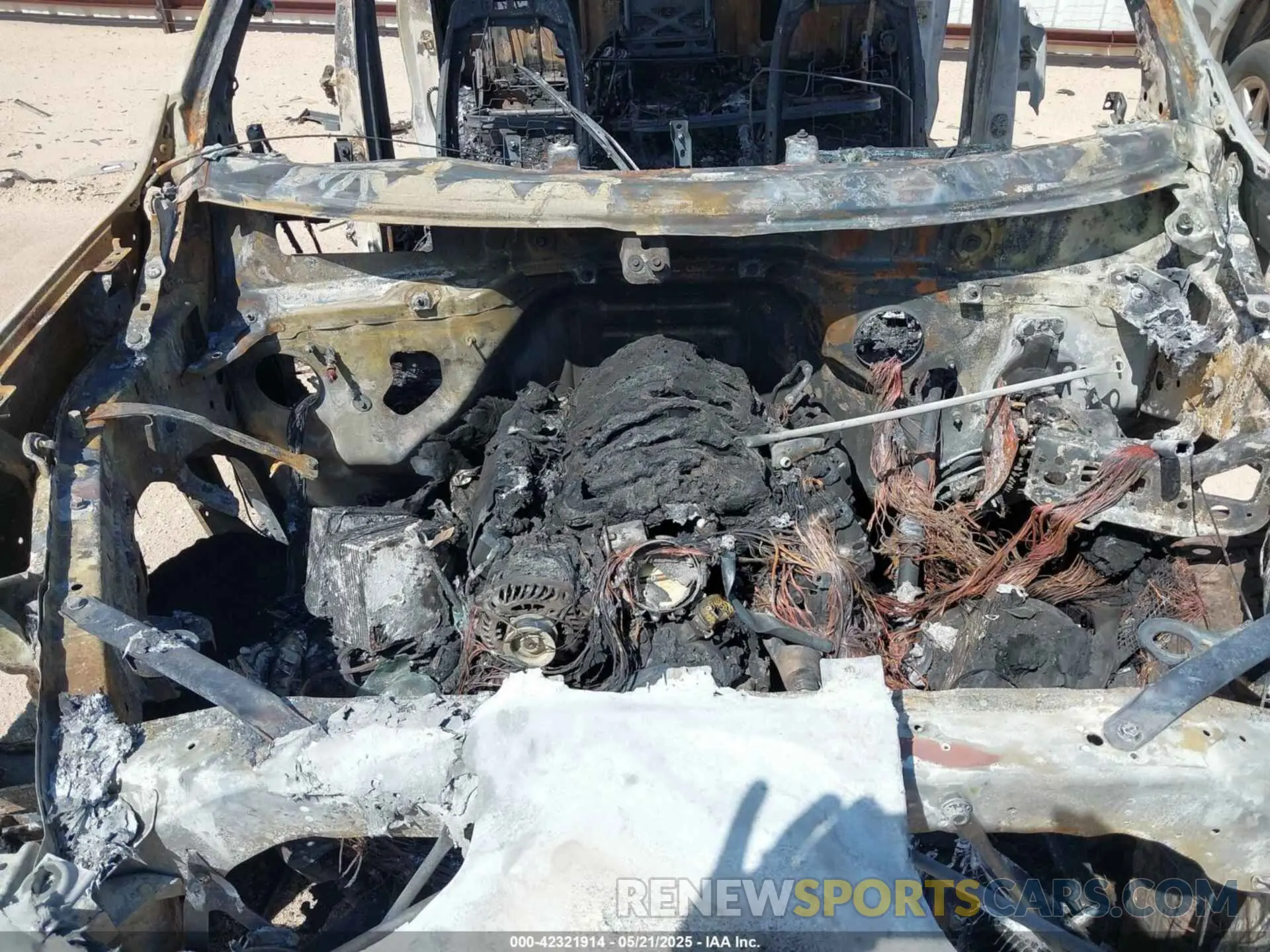 10 Photograph of a damaged car 3GTU9DED0NG196924 GMC SIERRA 1500 LIMITED 2022
