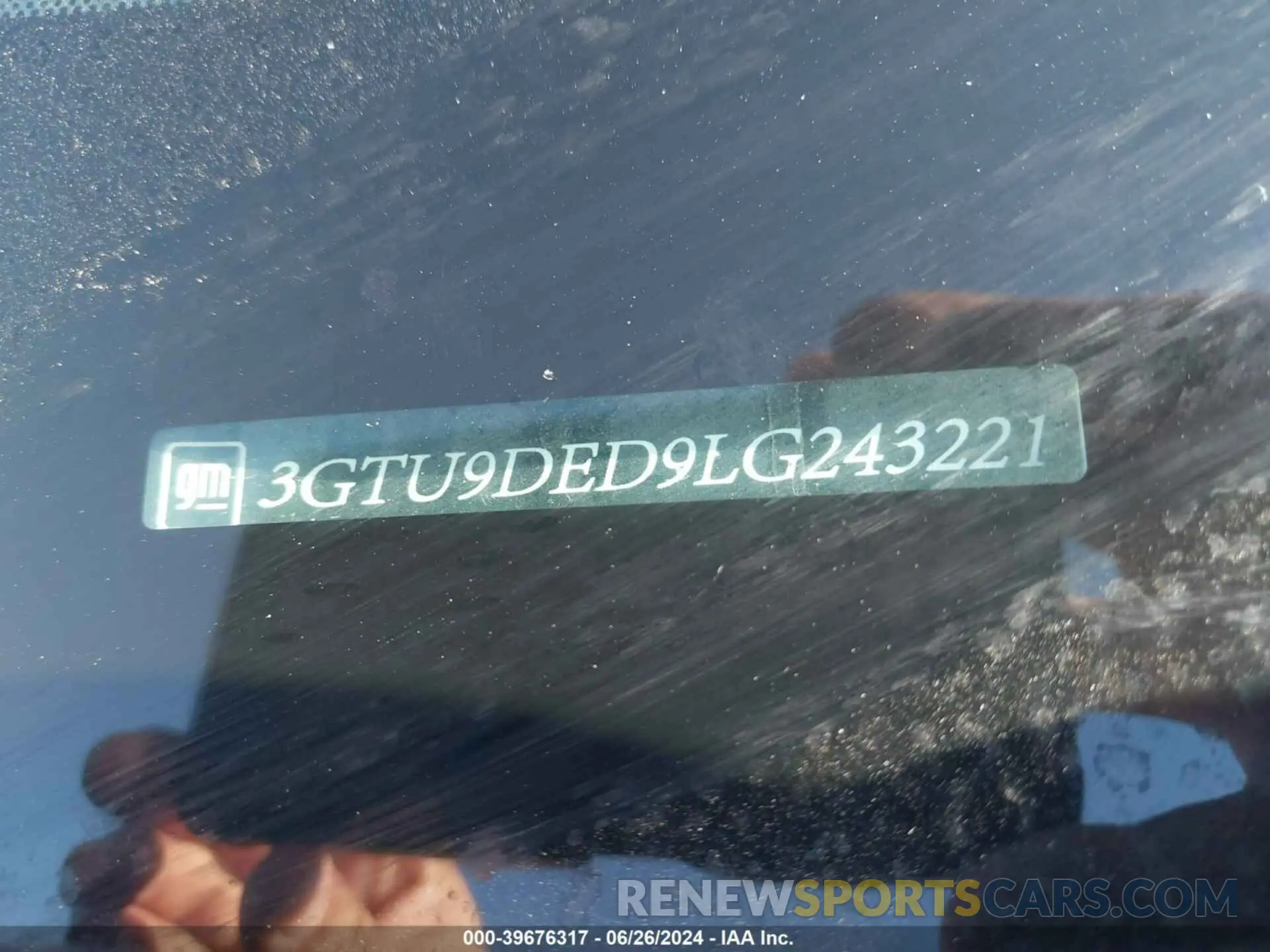9 Photograph of a damaged car 3GTU9DED2NG103532 GMC SIERRA 1500 LIMITED 2022