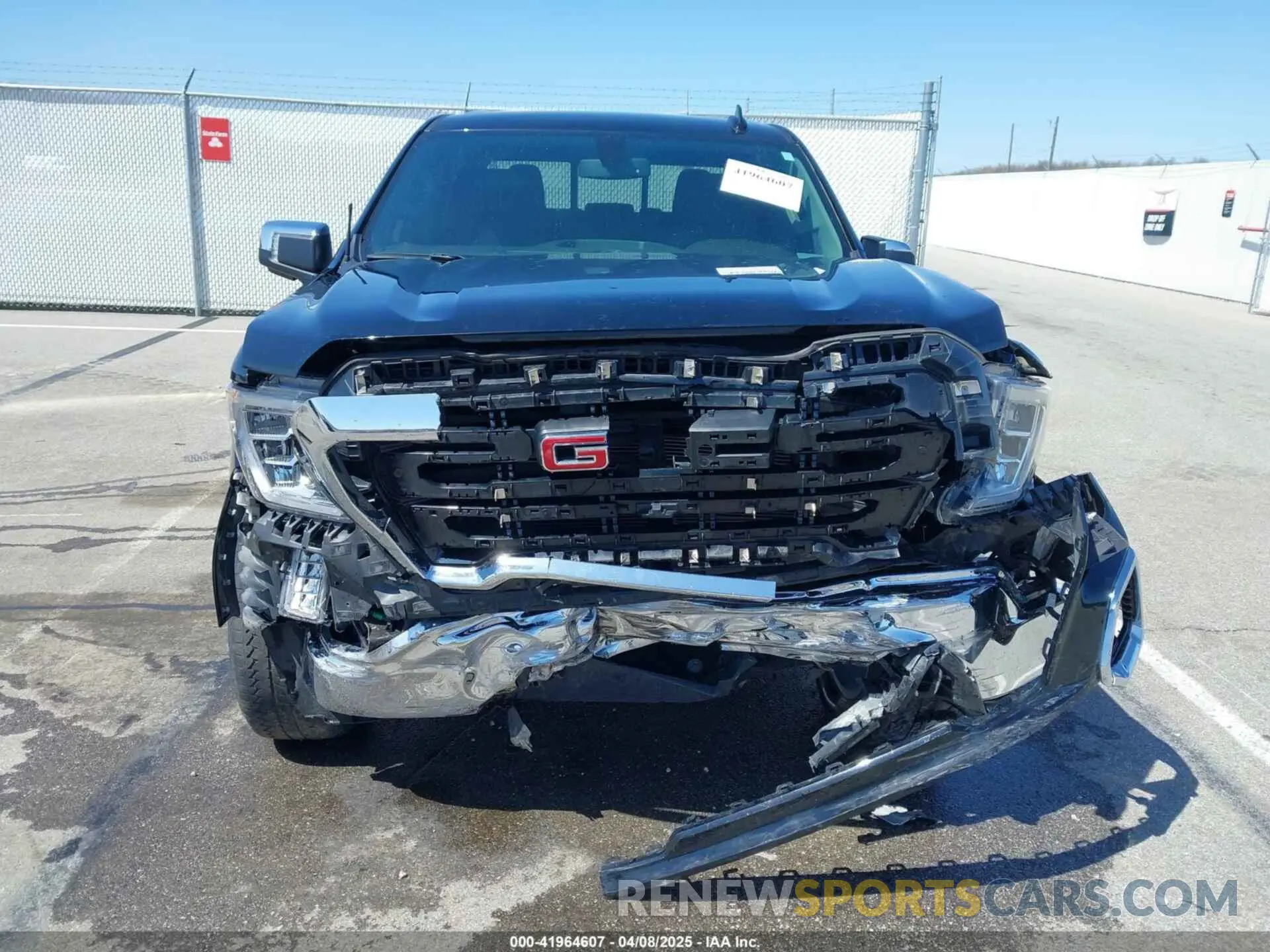13 Photograph of a damaged car 3GTU9DED7NG161636 GMC SIERRA 1500 LIMITED 2022