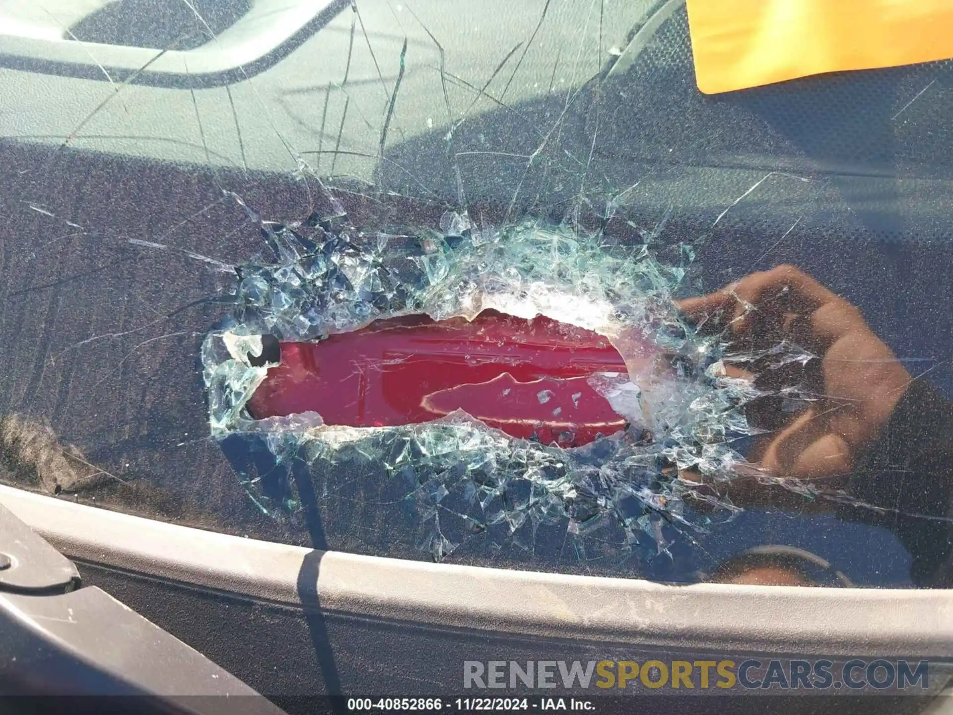 9 Photograph of a damaged car 3GTU9DEL2NG187827 GMC SIERRA 1500 LIMITED 2022