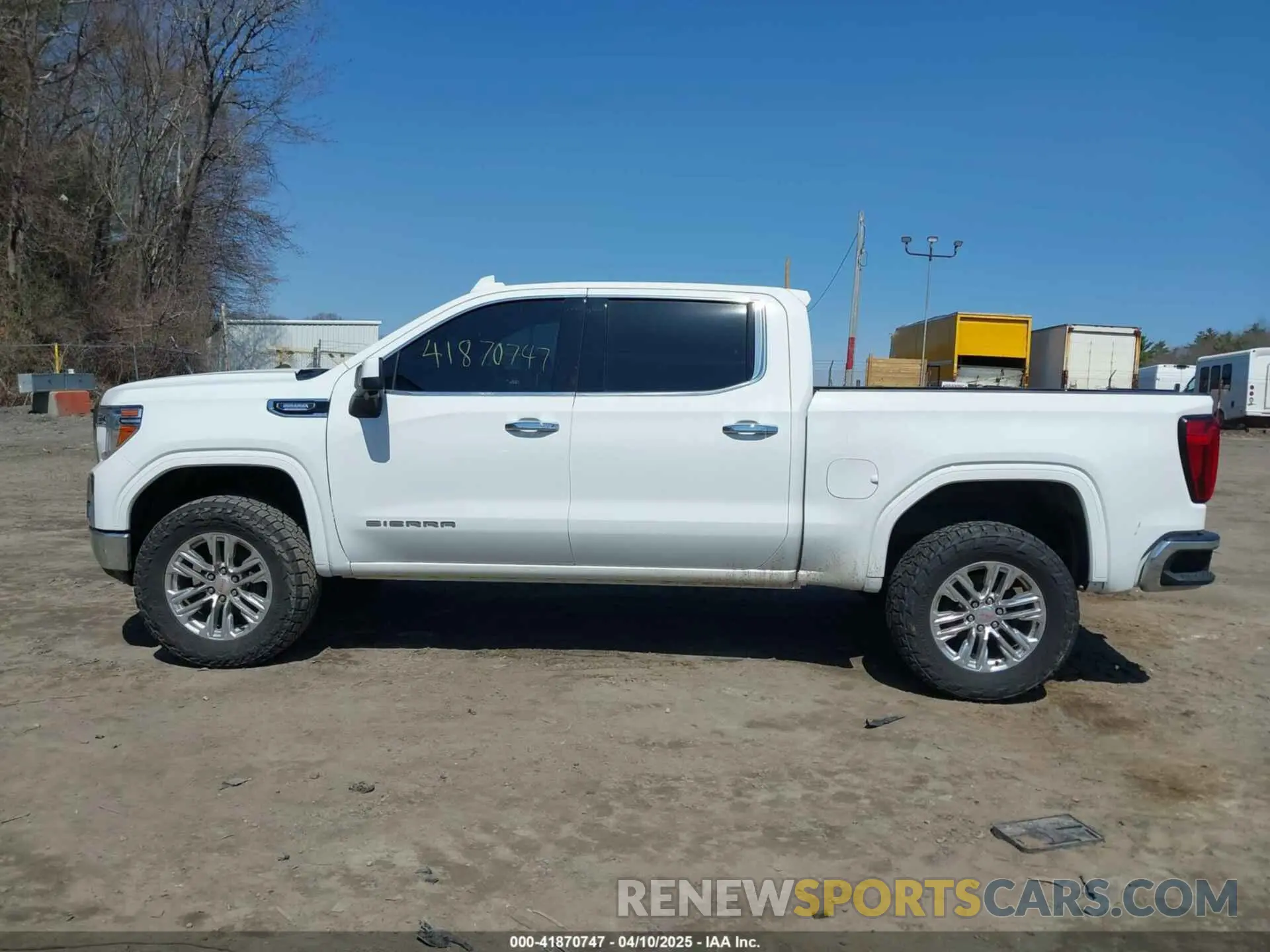 14 Photograph of a damaged car 3GTU9DET9NG210715 GMC SIERRA 1500 LIMITED 2022