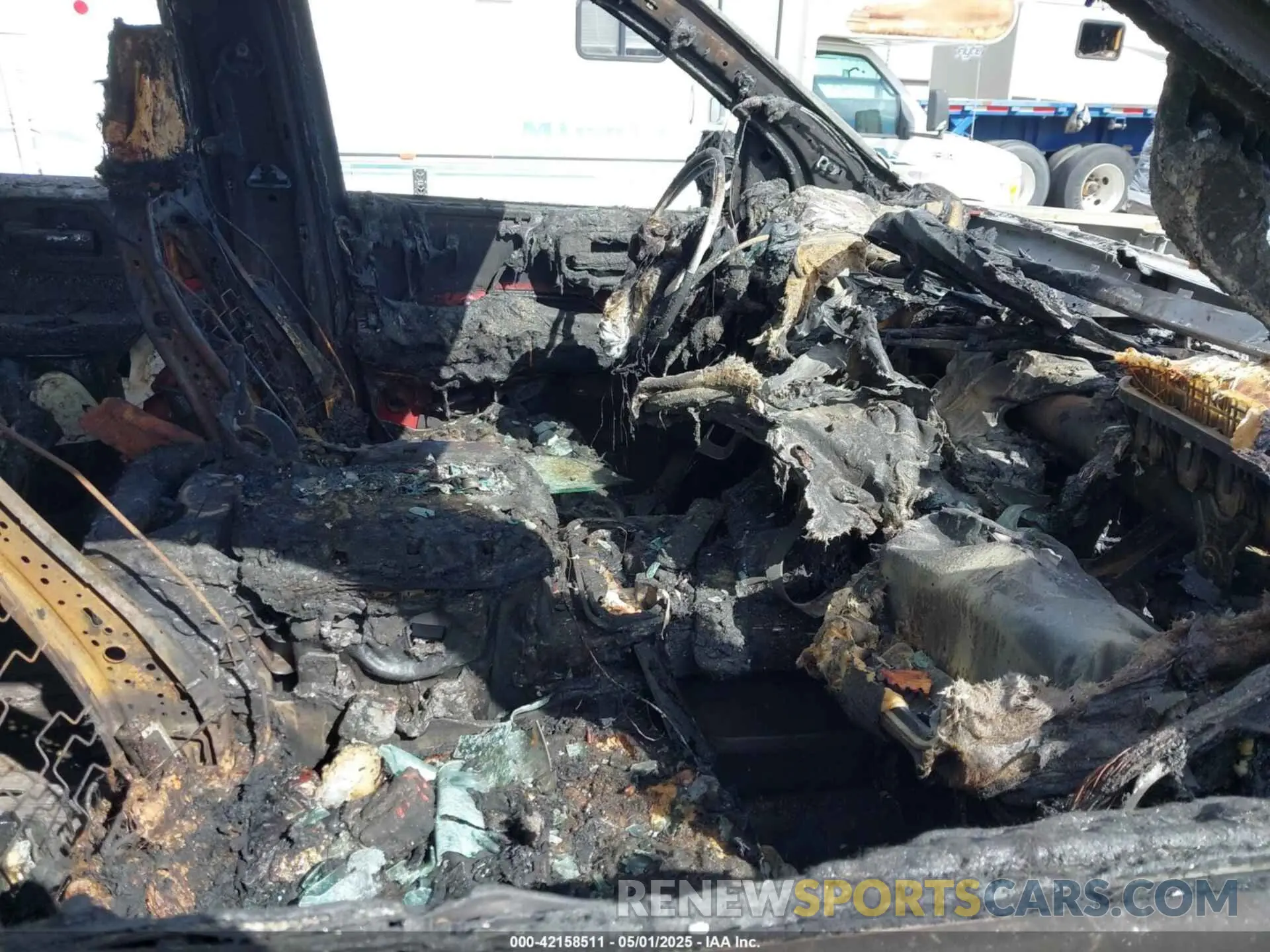 5 Photograph of a damaged car 3GTU9DETXNG134230 GMC SIERRA 1500 LIMITED 2022