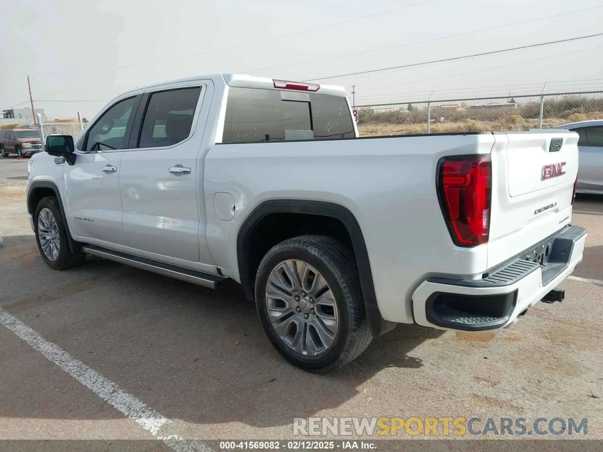 14 Photograph of a damaged car 3GTU9FEL1NG173980 GMC SIERRA 1500 LIMITED 2022