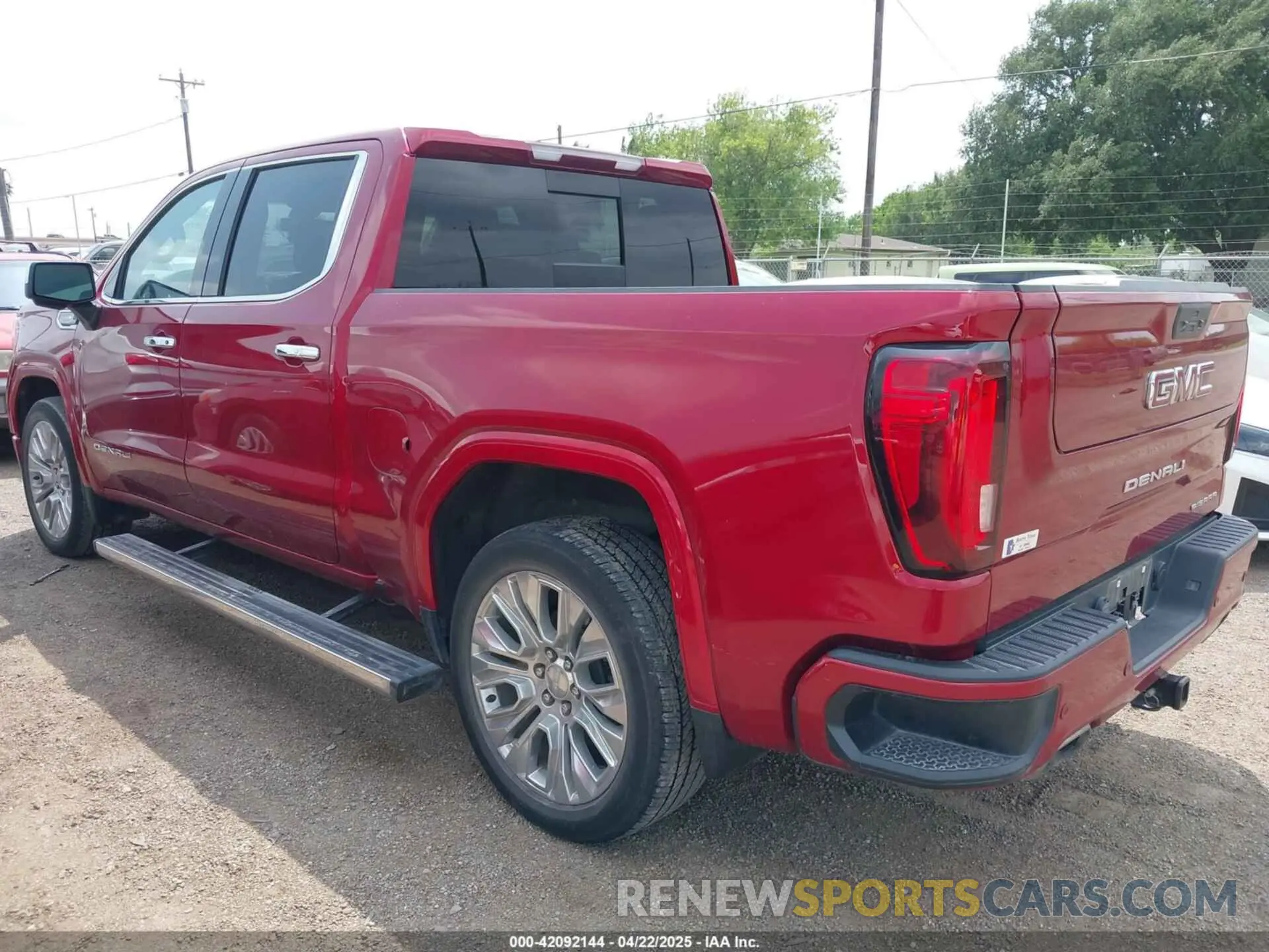 3 Photograph of a damaged car 3GTU9FEL6NG180648 GMC SIERRA 1500 LIMITED 2022