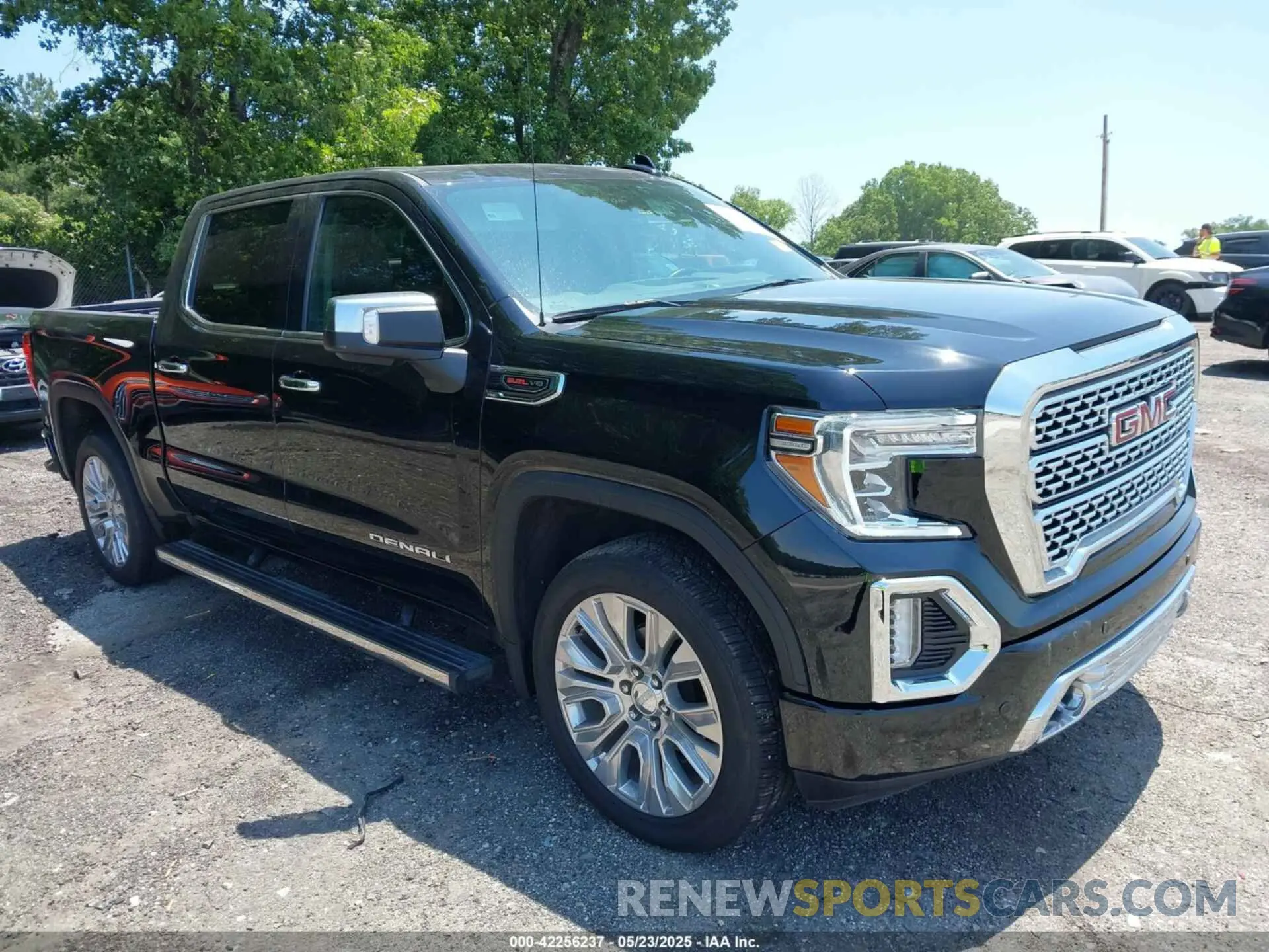 1 Photograph of a damaged car 3GTU9FEL6NG182447 GMC SIERRA 1500 LIMITED 2022