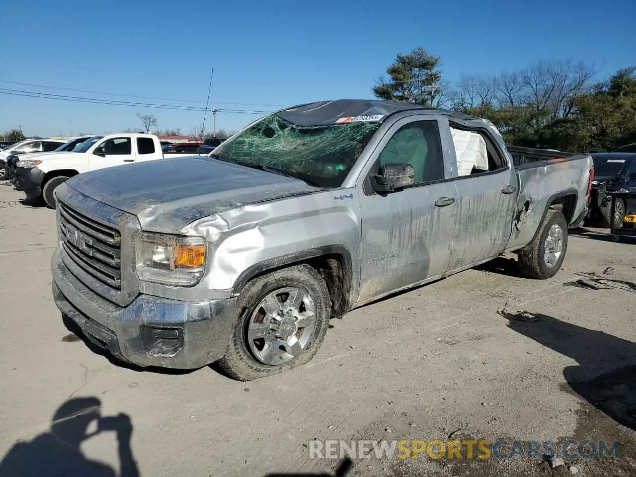 1 Photograph of a damaged car 1GT12NEG4KF238998 GMC SIERRA 2019