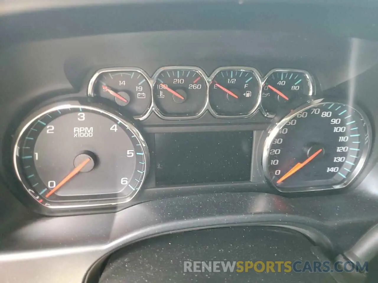 9 Photograph of a damaged car 1GT12REG9KF262852 GMC SIERRA 2019
