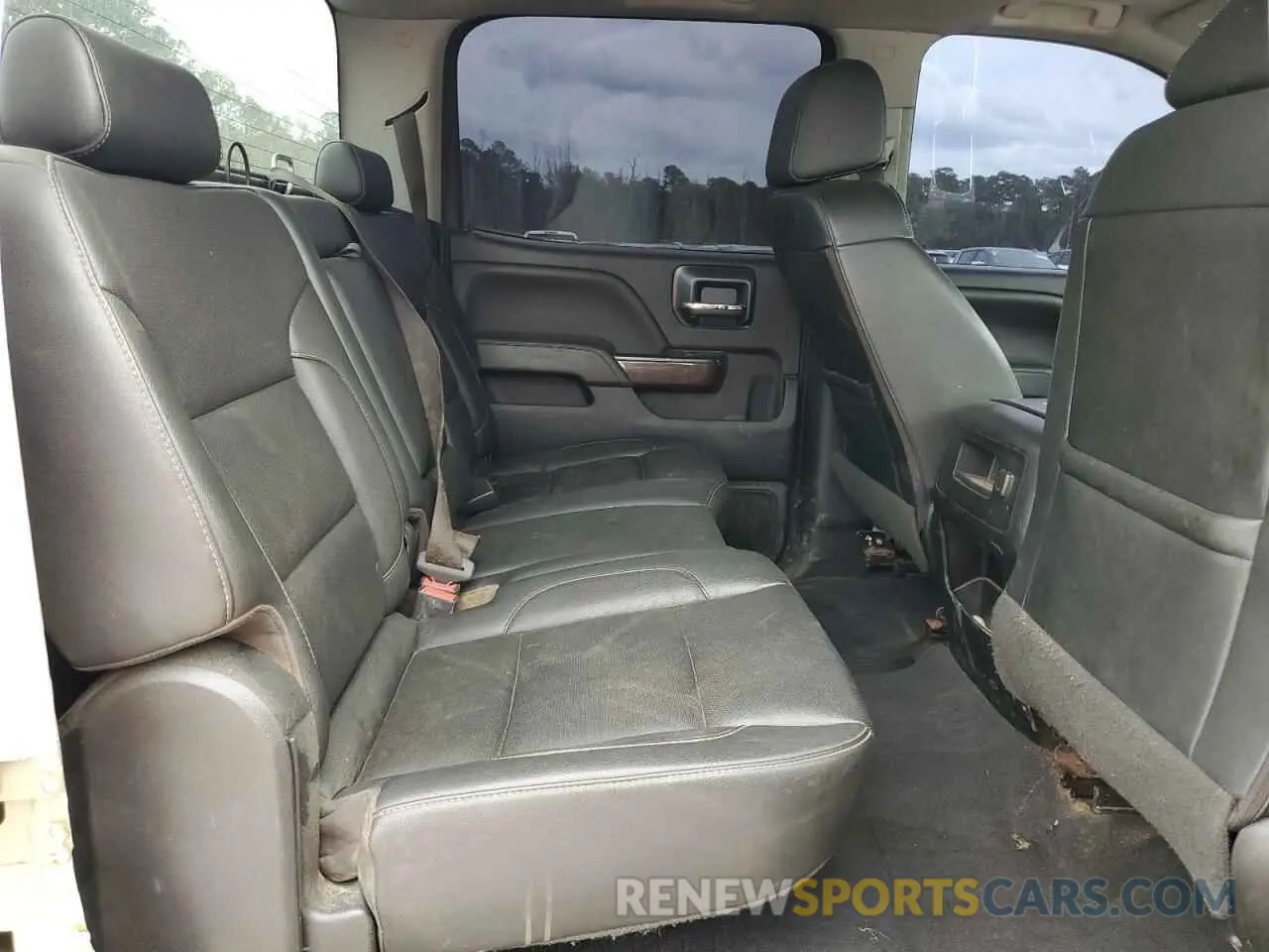 10 Photograph of a damaged car 1GT12REY3KF236787 GMC SIERRA 2019