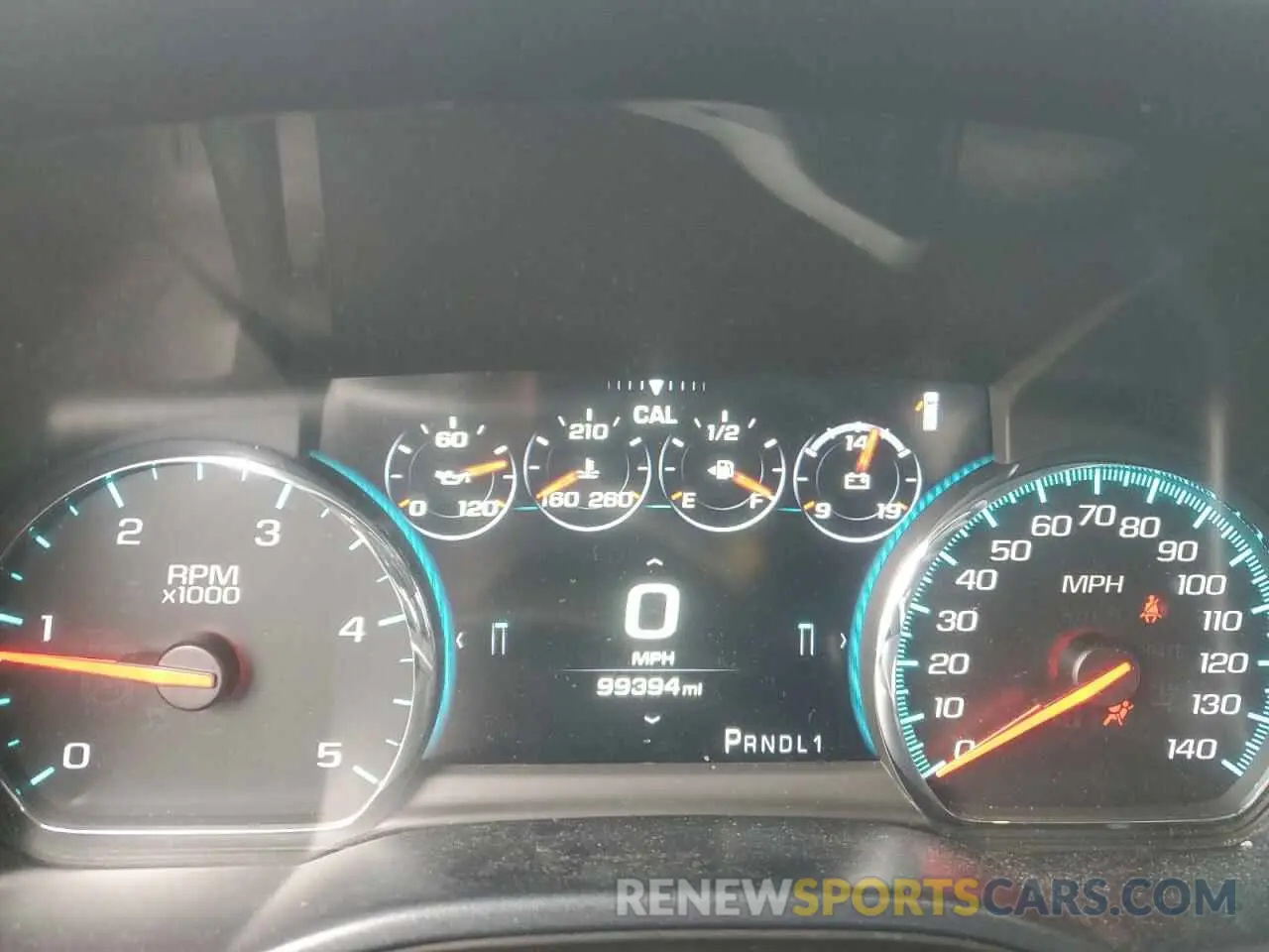 9 Photograph of a damaged car 1GT12SEY1KF254082 GMC SIERRA 2019