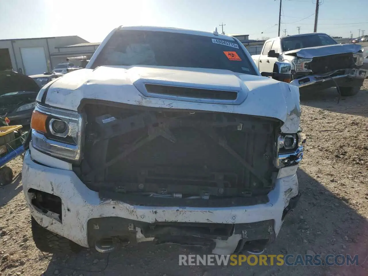5 Photograph of a damaged car 1GT12SEY2KF143217 GMC SIERRA 2019