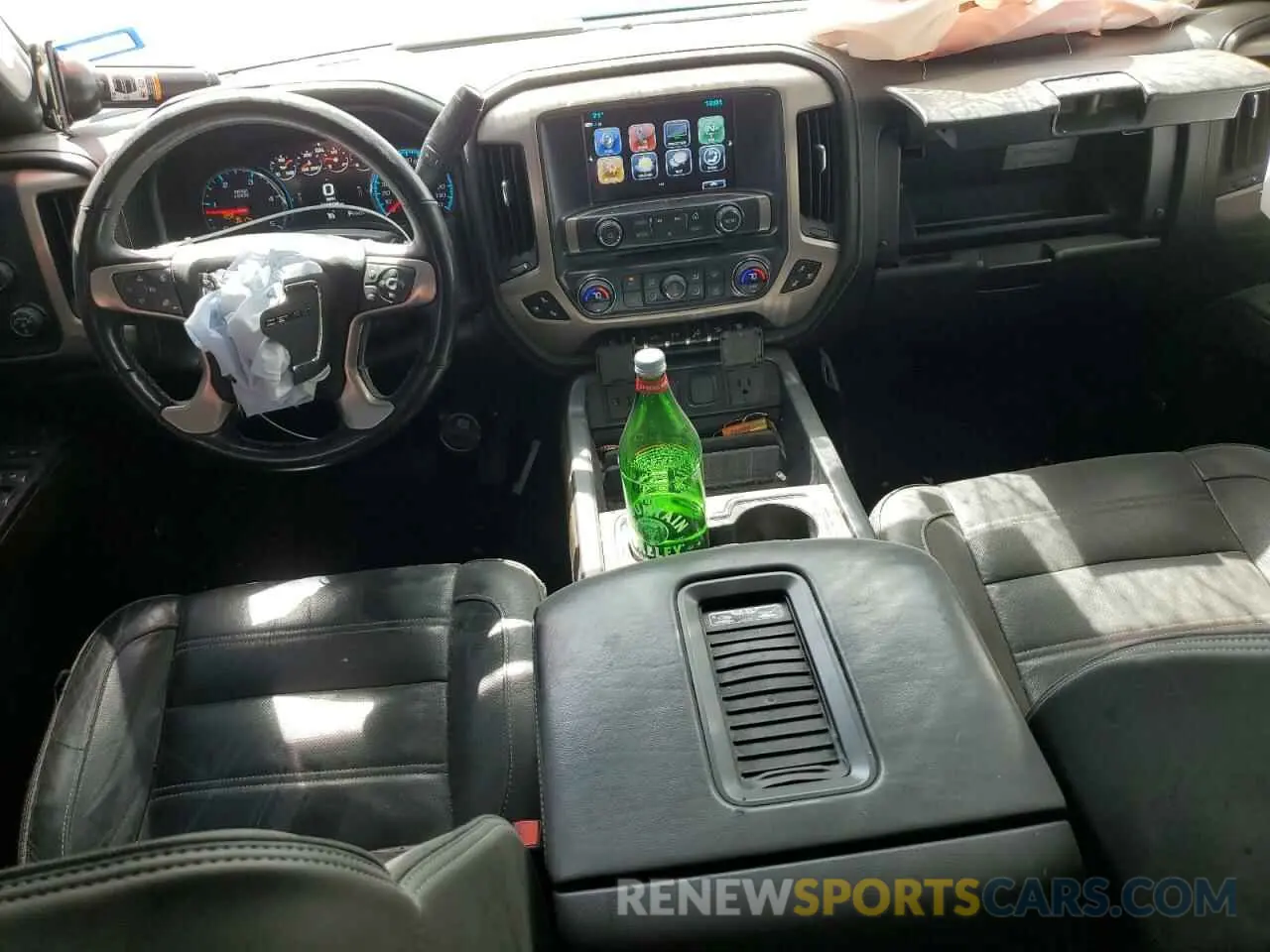 8 Photograph of a damaged car 1GT12SEY2KF143217 GMC SIERRA 2019