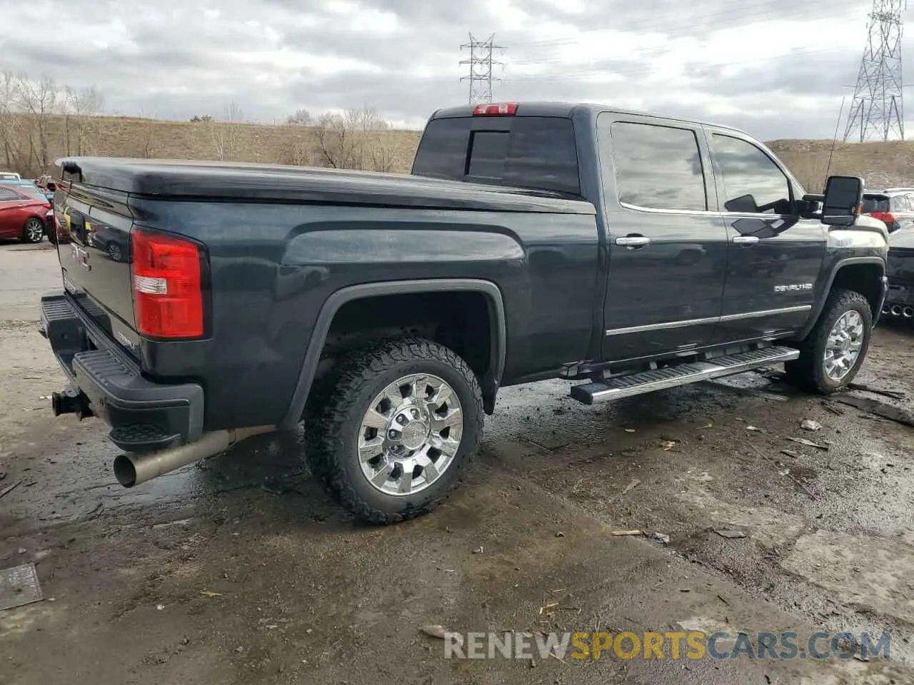 3 Photograph of a damaged car 1GT12SEY4KF112776 GMC SIERRA 2019