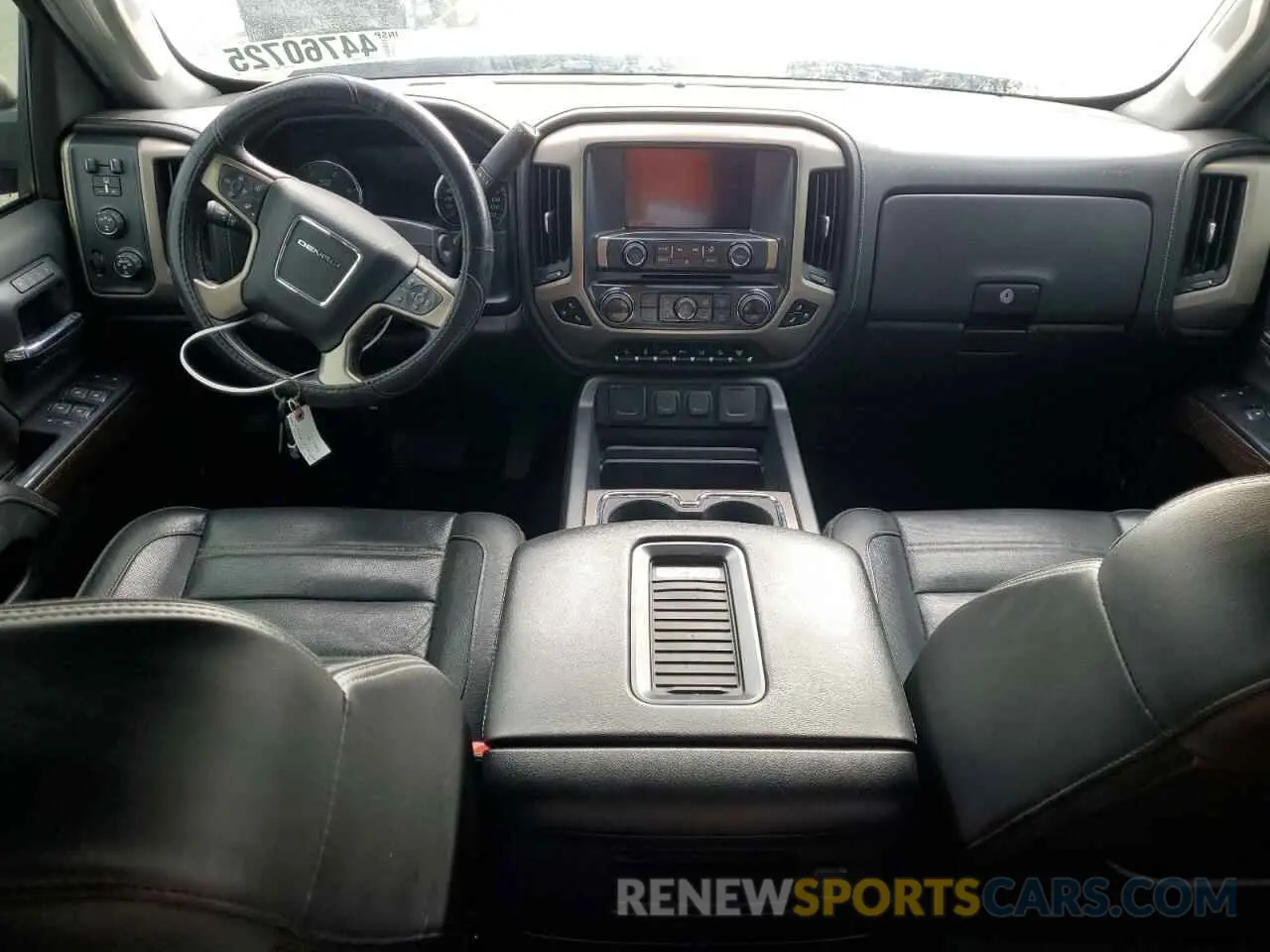 8 Photograph of a damaged car 1GT12SEY4KF112776 GMC SIERRA 2019
